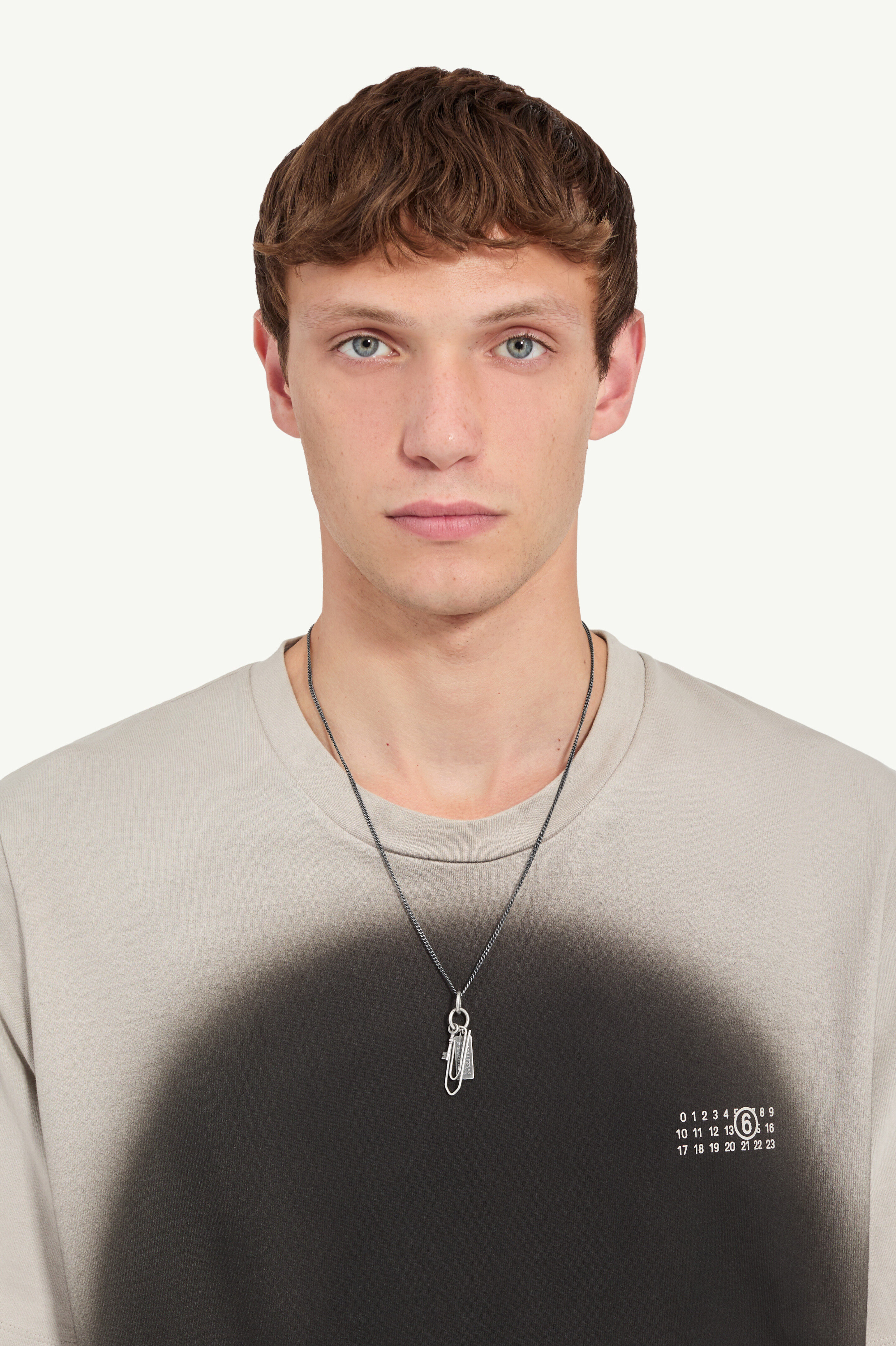 【Maison Margiela】ボールペンオブジェアクセサリー Maison Margiela（メゾンマルジェラ）の「TAG KEY RING SMALL（キー