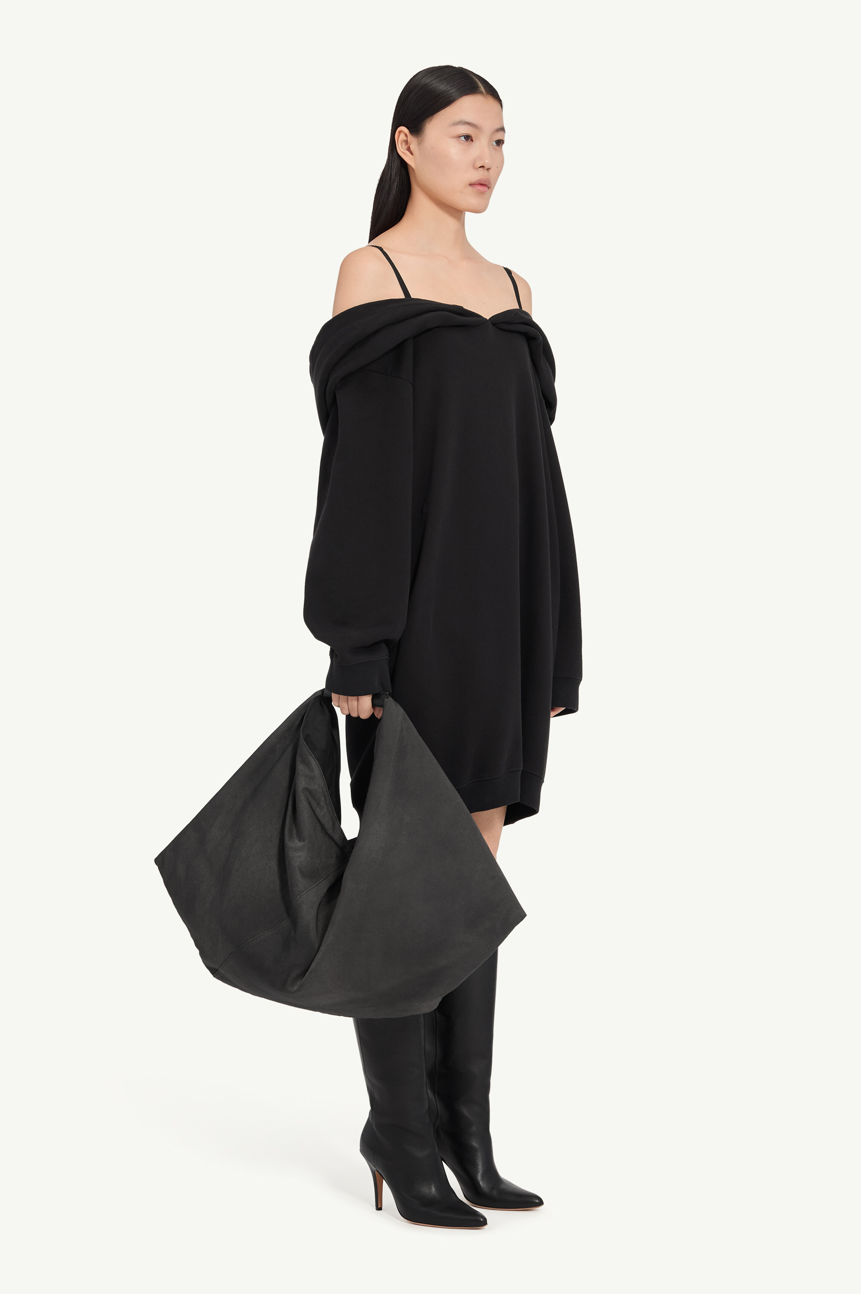 ワンピース MM6 Open-shoulder Black Sweatshirt Dress Women's Cotton Sweatshirt Dress | MM6 | Maison Margiela