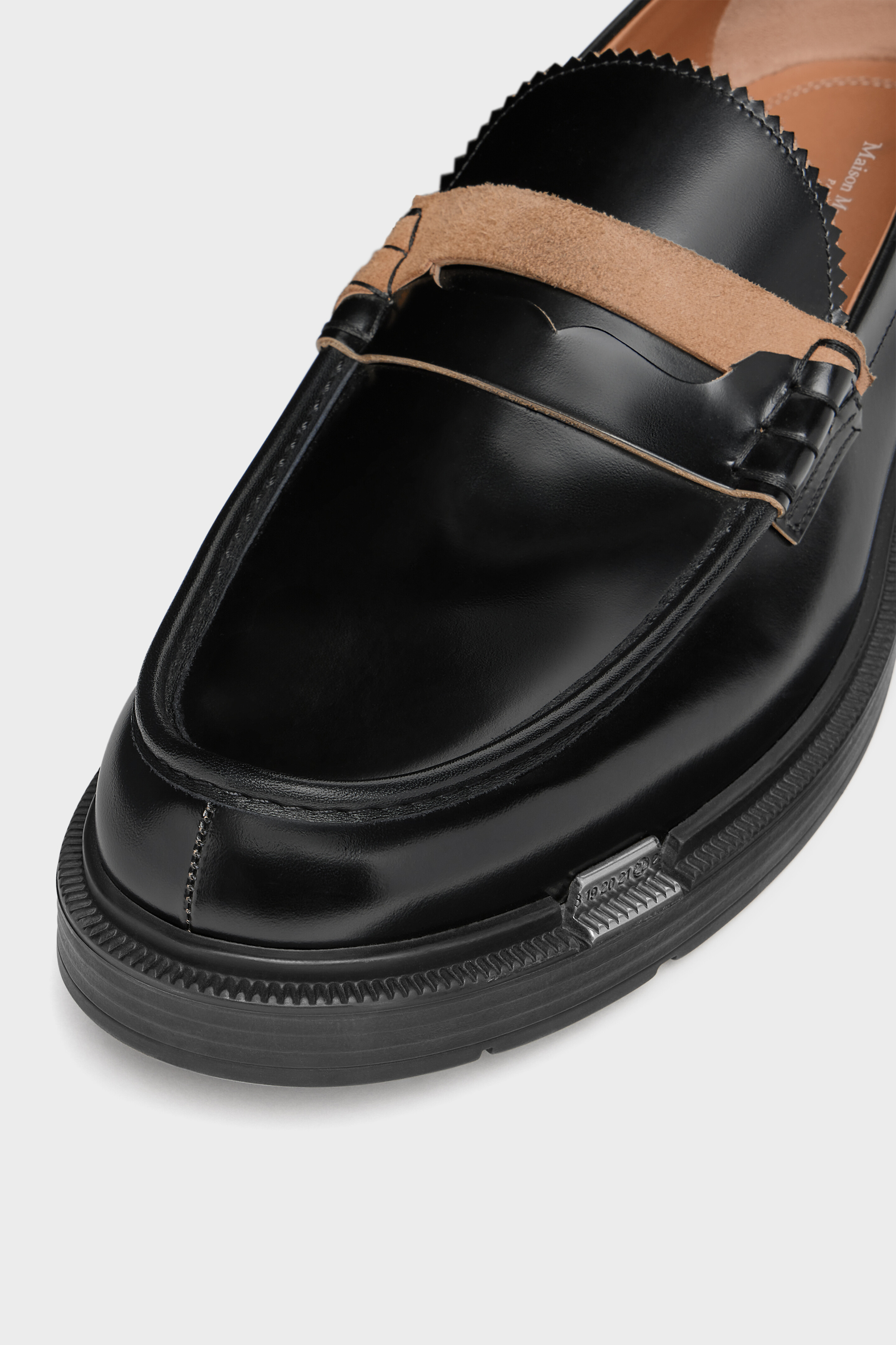DECORTIQUE LOAFER