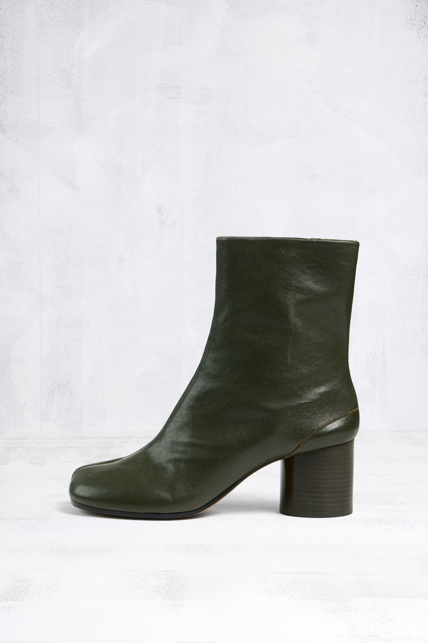 ⭐︎ Maison Martin Margiela⭐︎ 足袋 ブーツ グリーン 38 Military Green Tabi ankle boots | Maison Margiela Official
