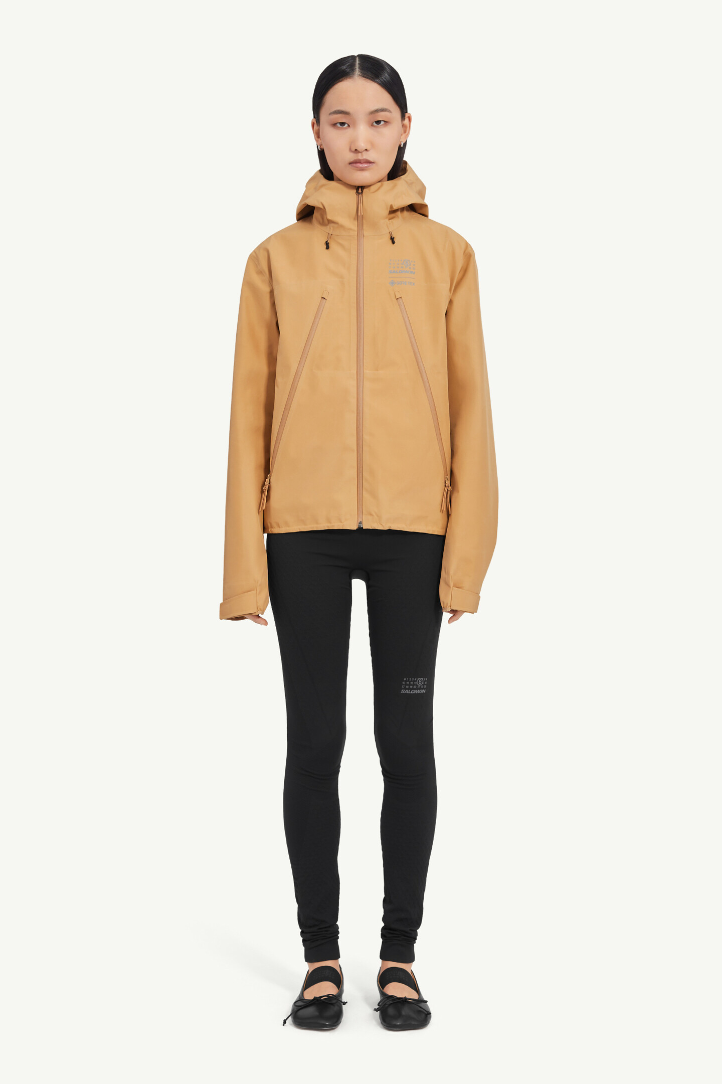 MM6 x Salomon ウィンドブレーカー　S Coffee Windbreaker branded MM6 x Salomon | MM6