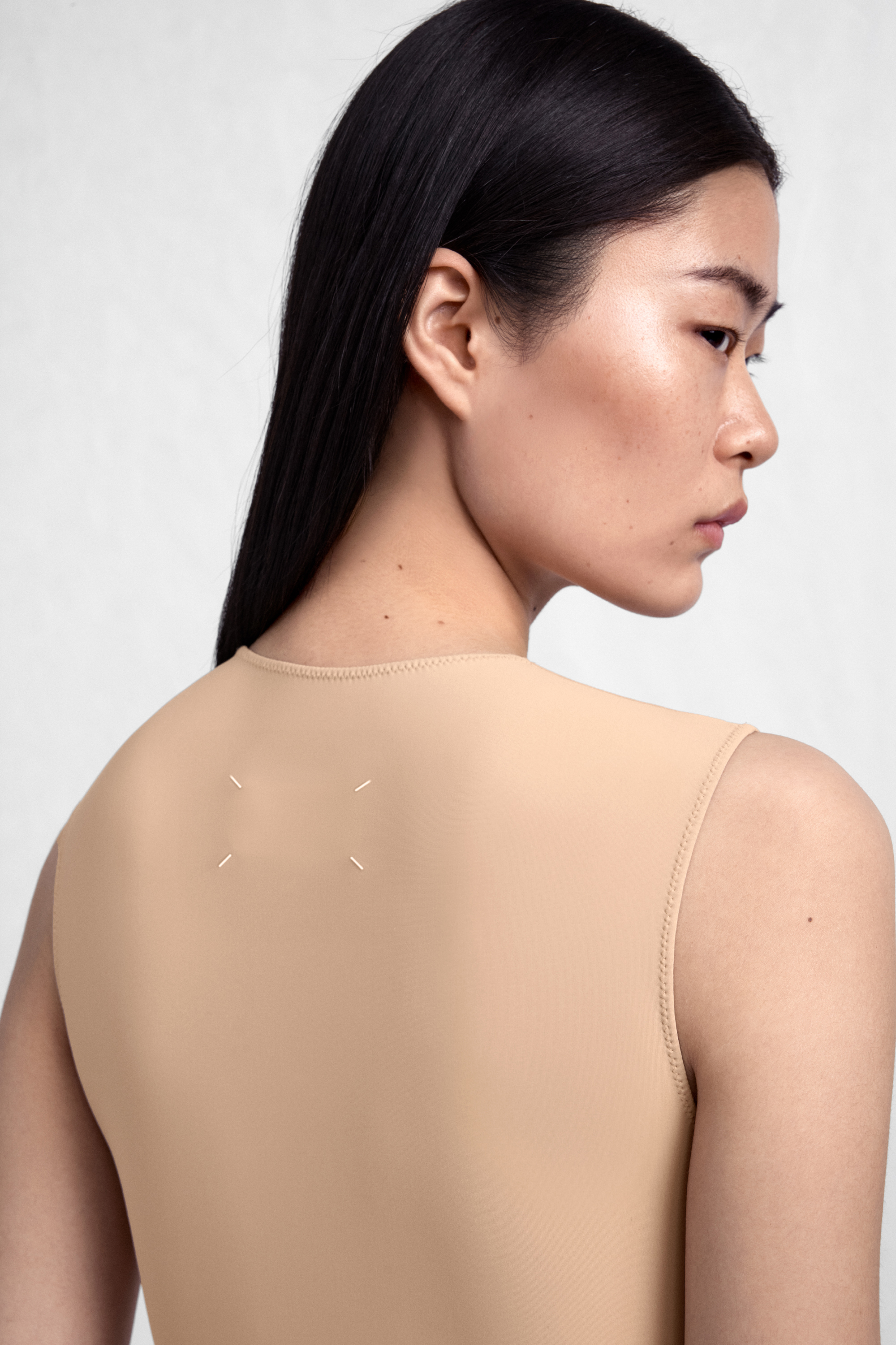 ラスト１【新品】Maison Margiela ボディスーツ 袖なし ベージュ Nude Second Skin Sleeveless Bodysuit | Maison Margiela Official