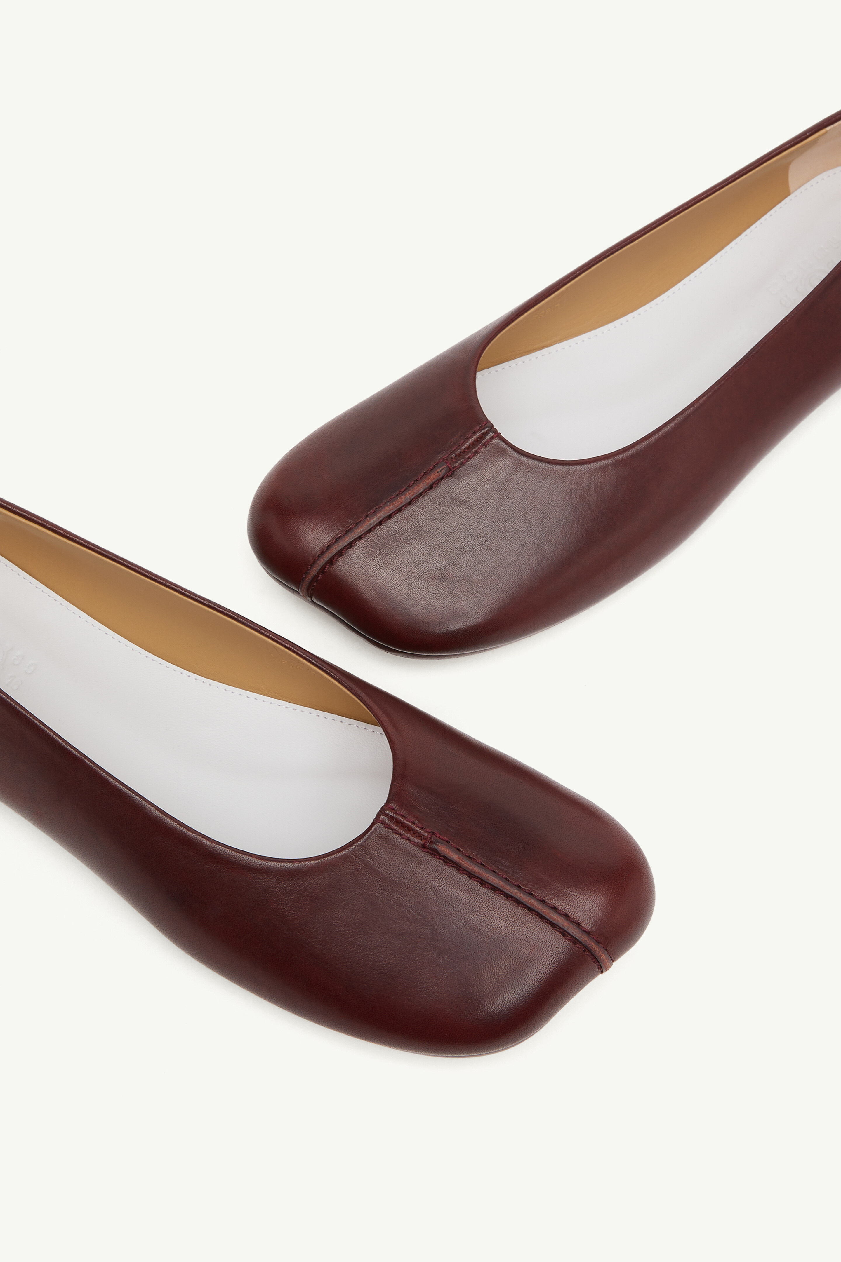 Women's Calf Leather Stitch-Out Leather Ballerinas | MM6 Women's Calf Leather Stitch-Out Leather Ballerinas | MM6