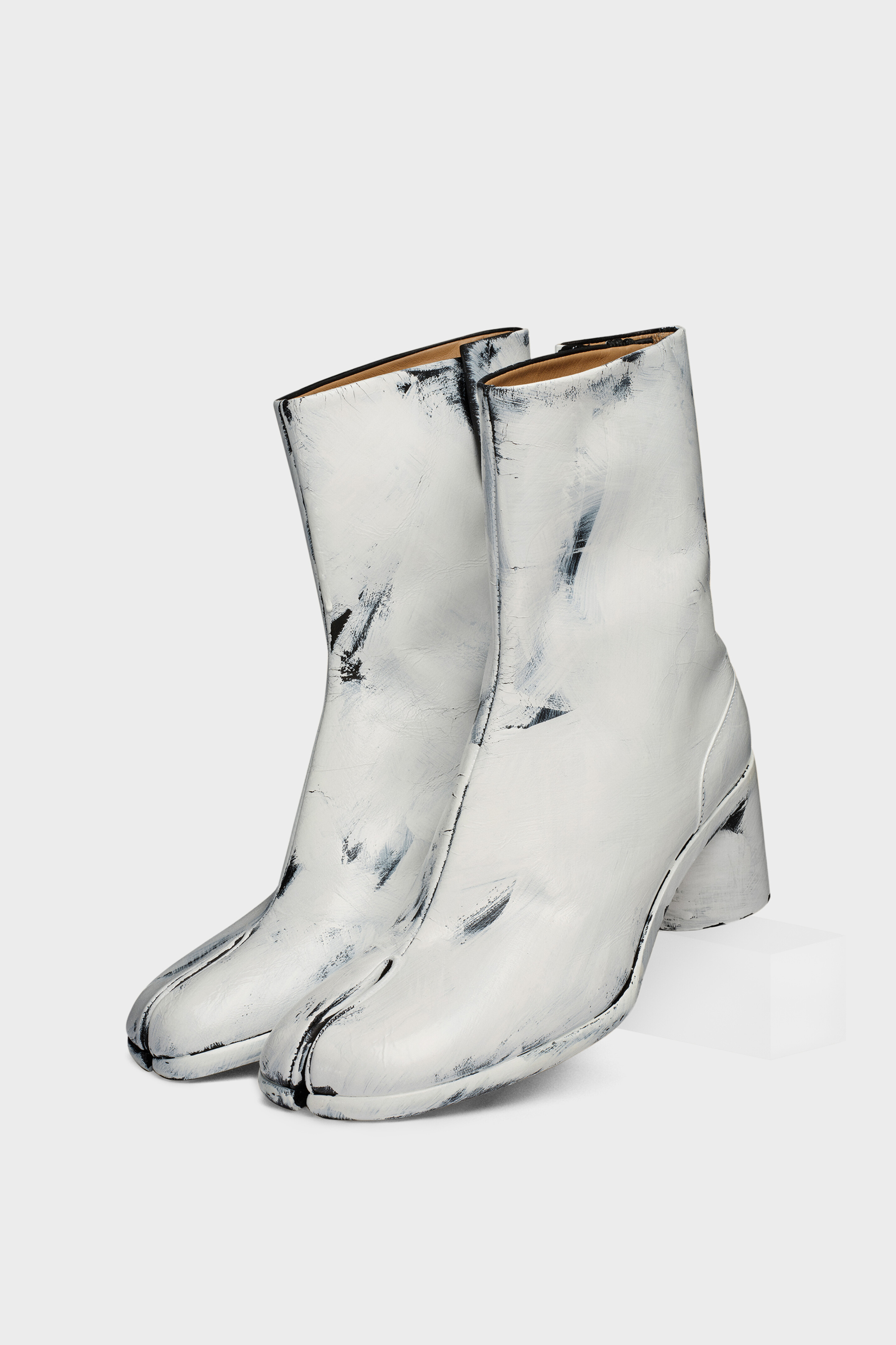 White Tabi Bianchetto Boots | Maison Margiela Official
