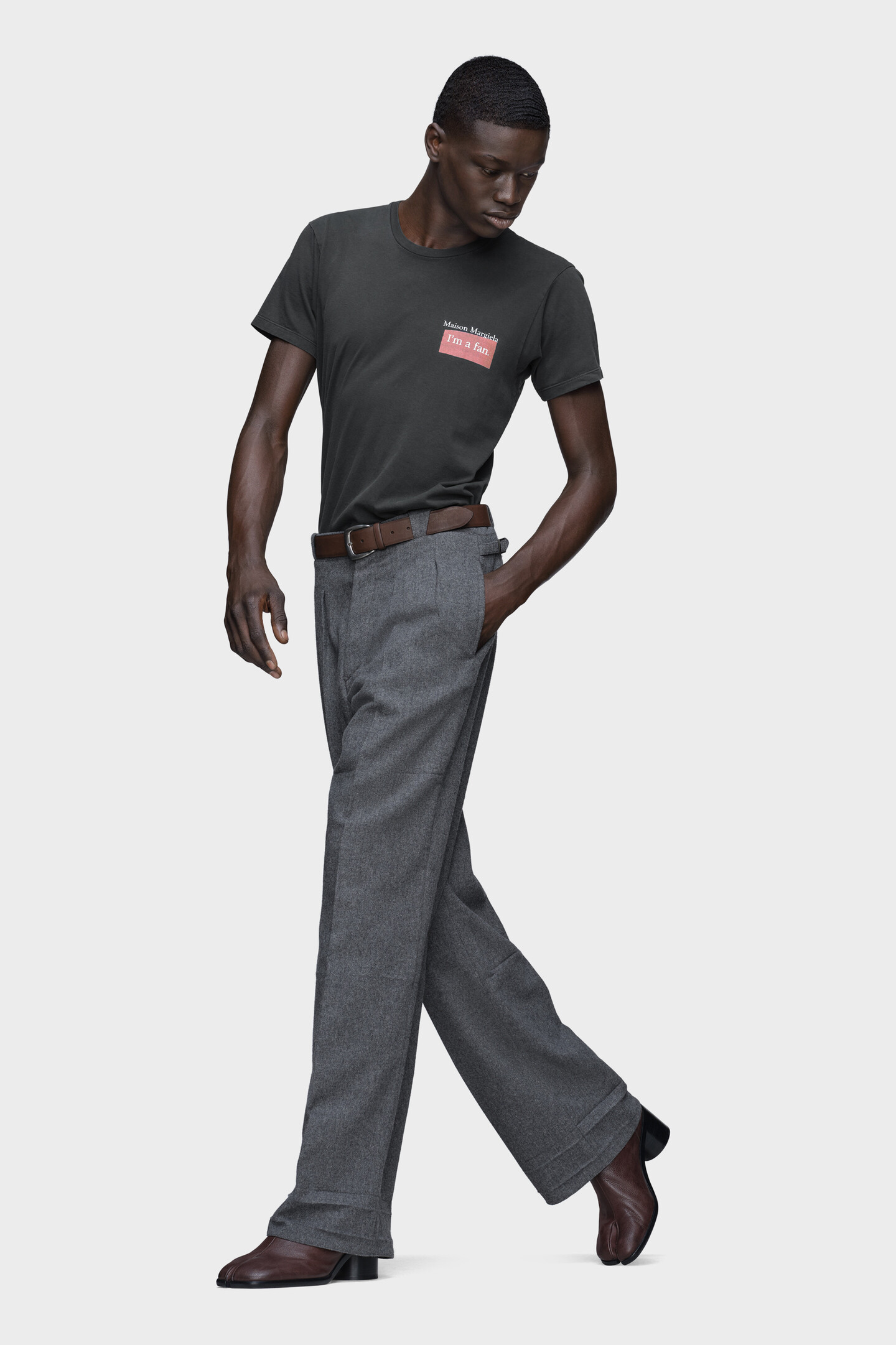 Maison margiela ダークグレー Tシャツ Oversized T-Shirt in Anthracite – SVRN