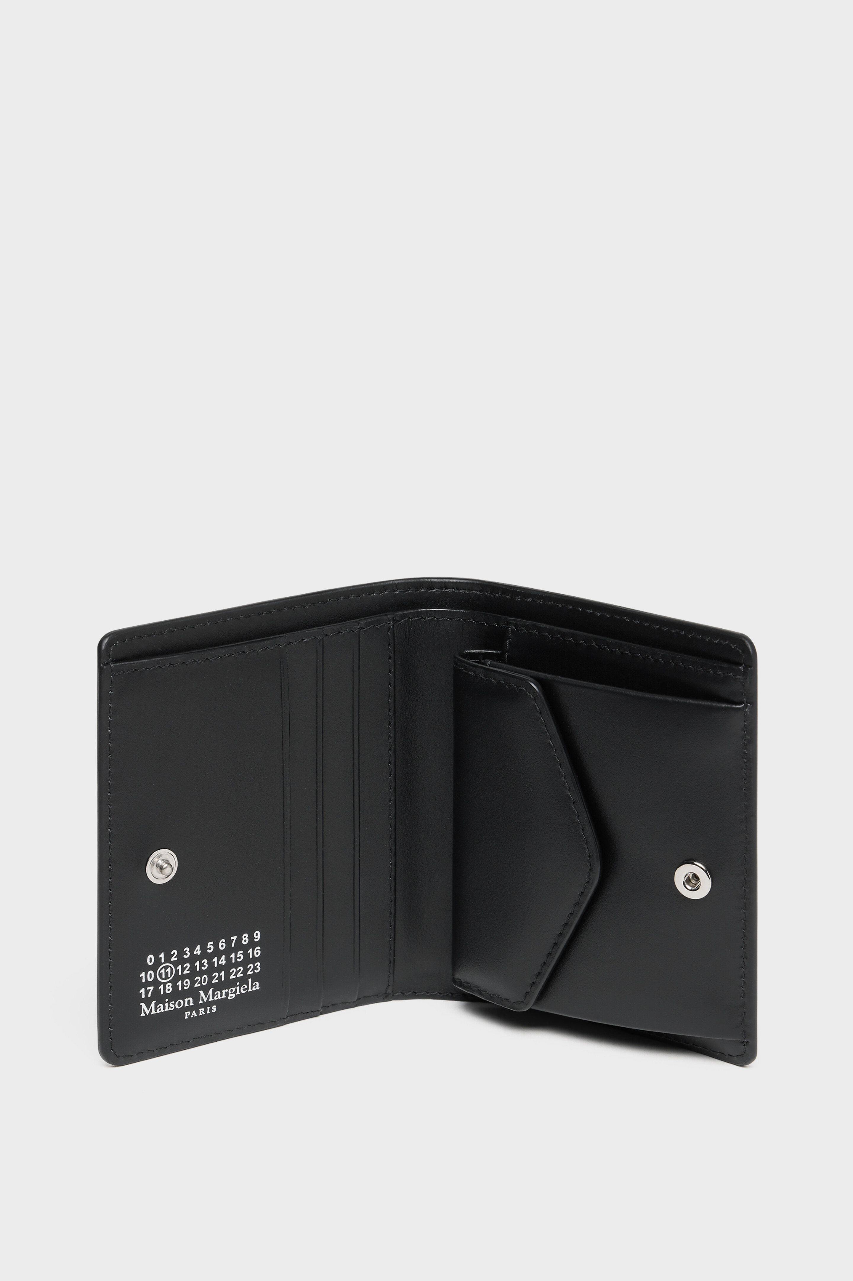 Black and White Clip Wallet | Maison Margiela Official