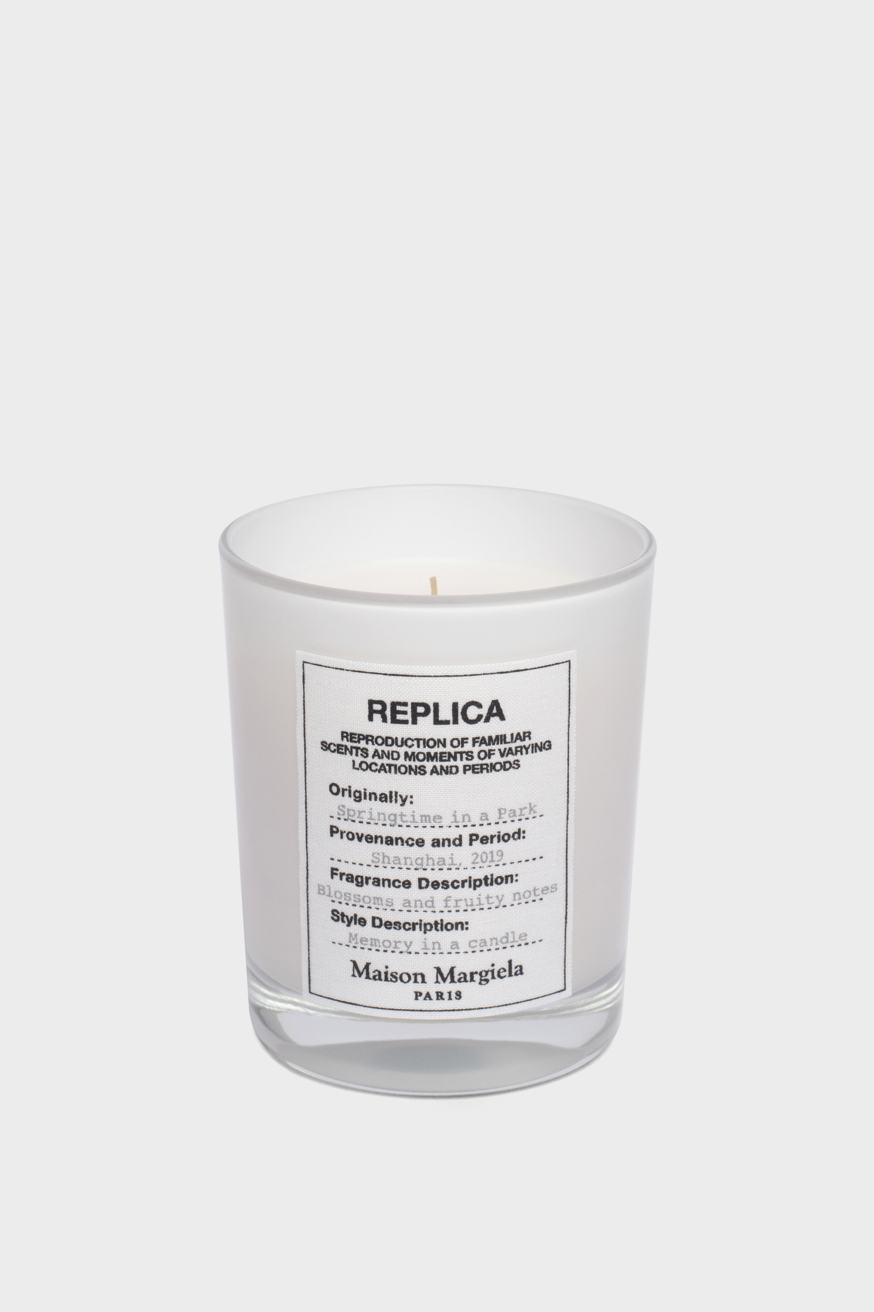 Replica Springtime in a Park candle