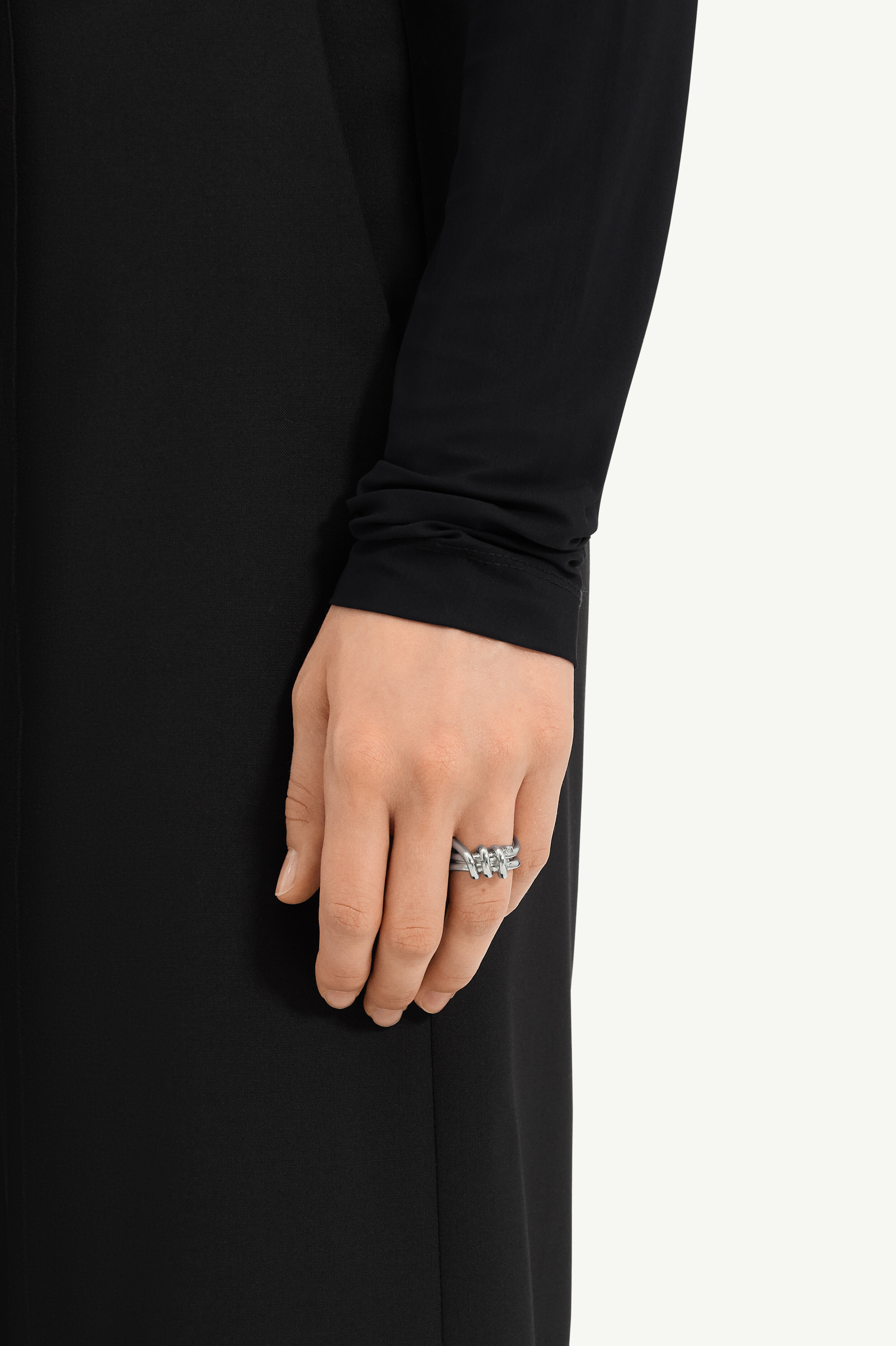 KNOT RING