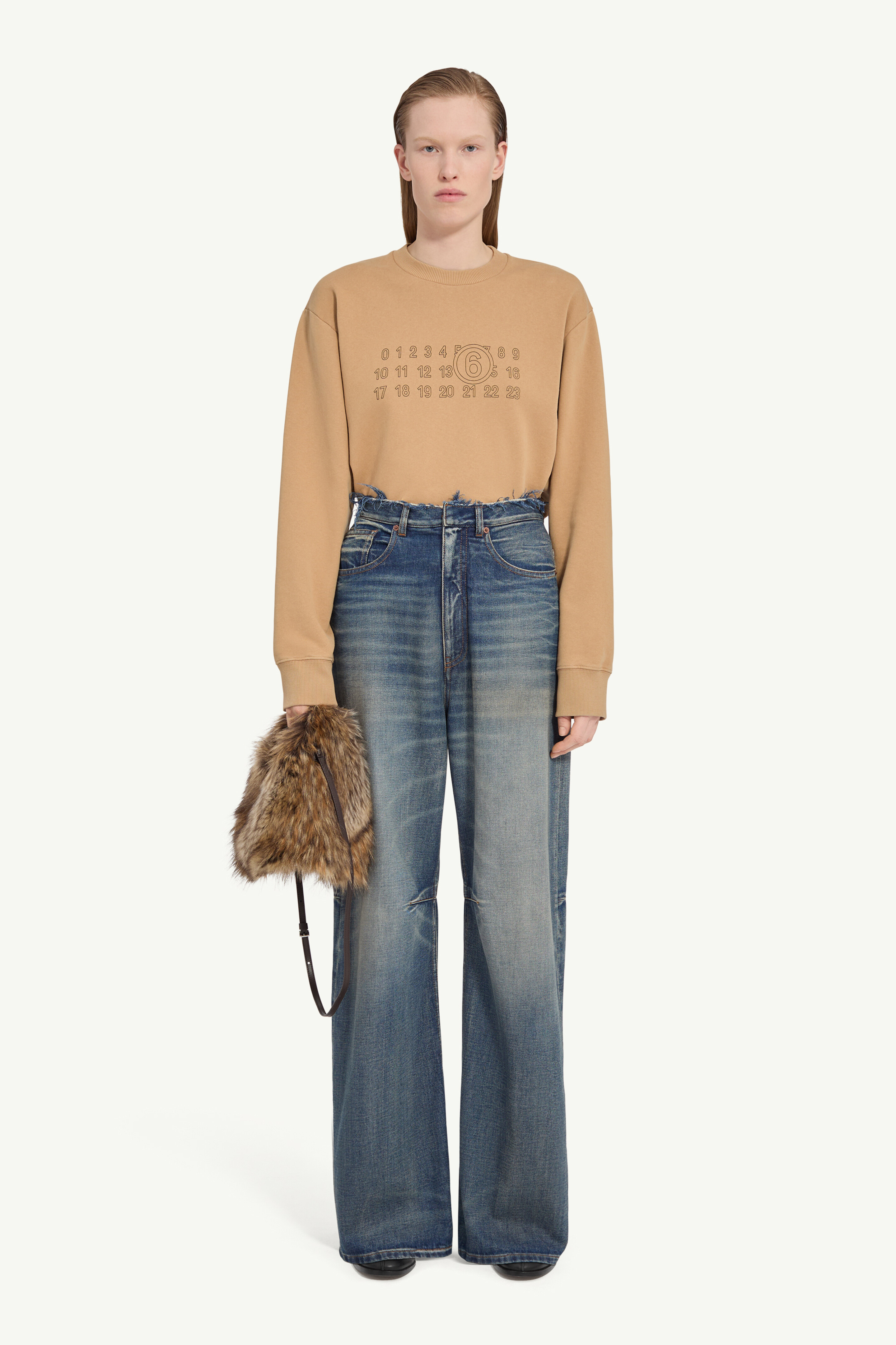 Wide-leg jeans
