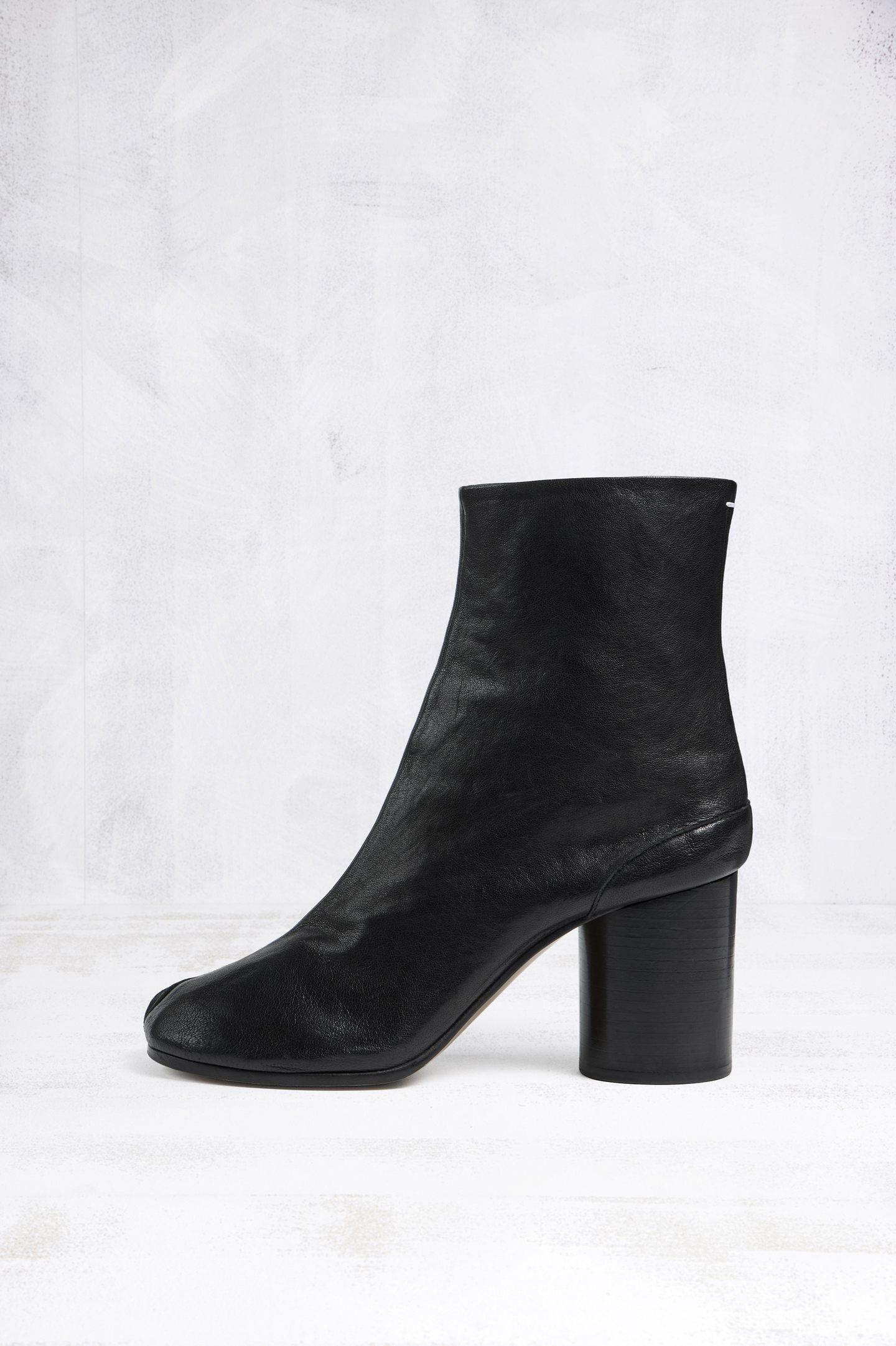 メゾンマルジェラ Tabi Airbag Heel Ankle Boots 42 Black Tabi ankle boots | Maison Margiela Official