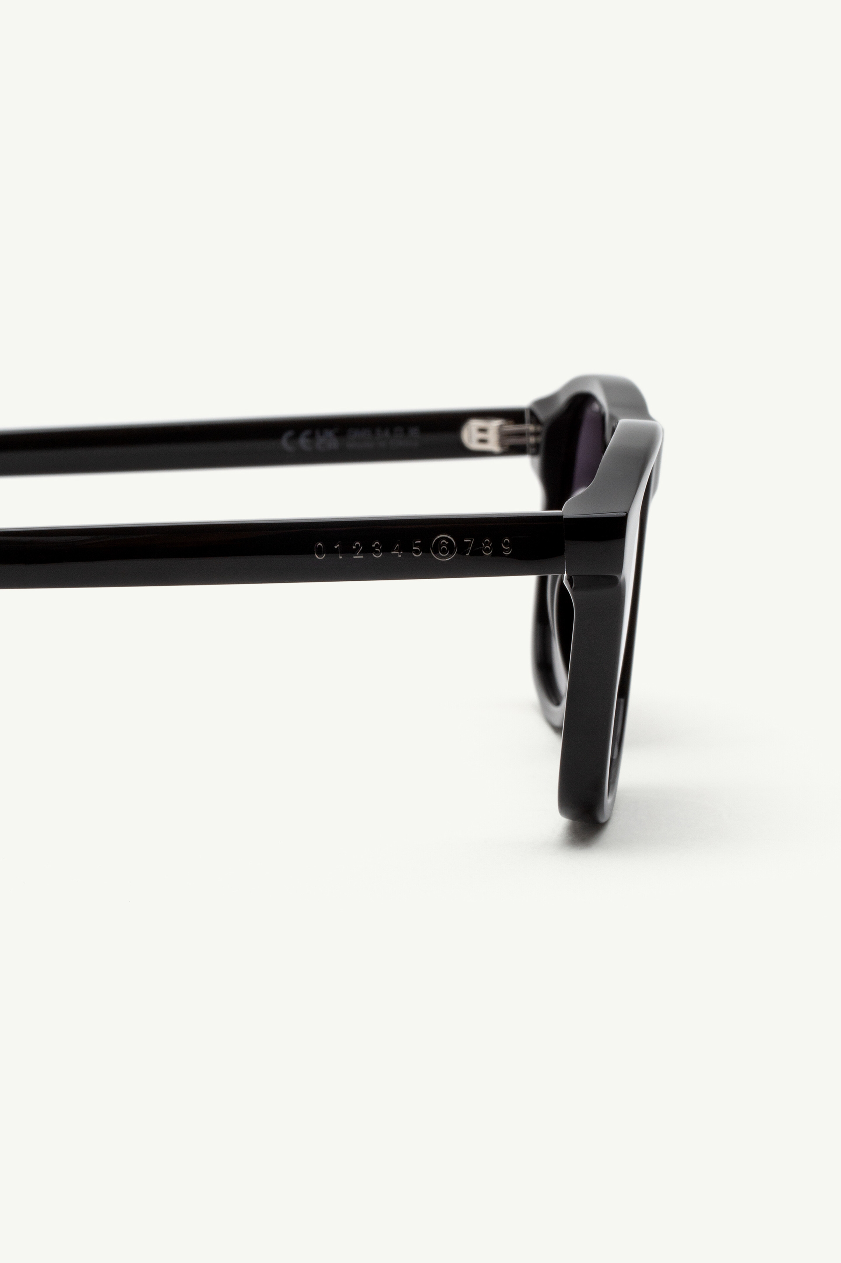 Continuous form sunglasses 3