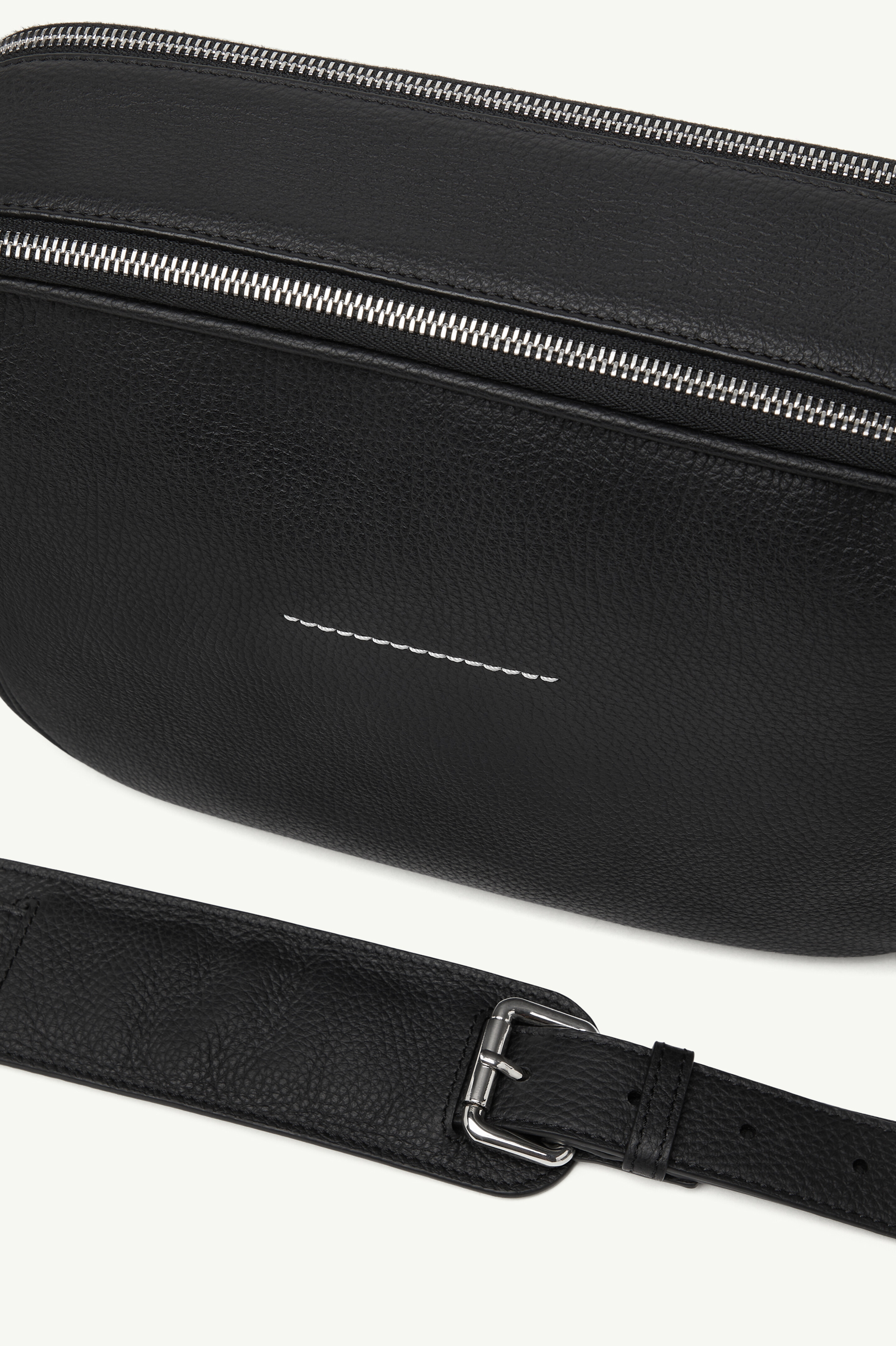 Men's Calf Leather Leather Messenger Bag | MM6