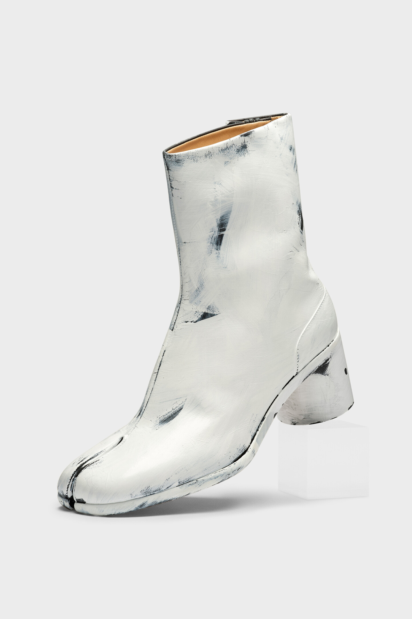 White Tabi Bianchetto Boots | Maison Margiela Official