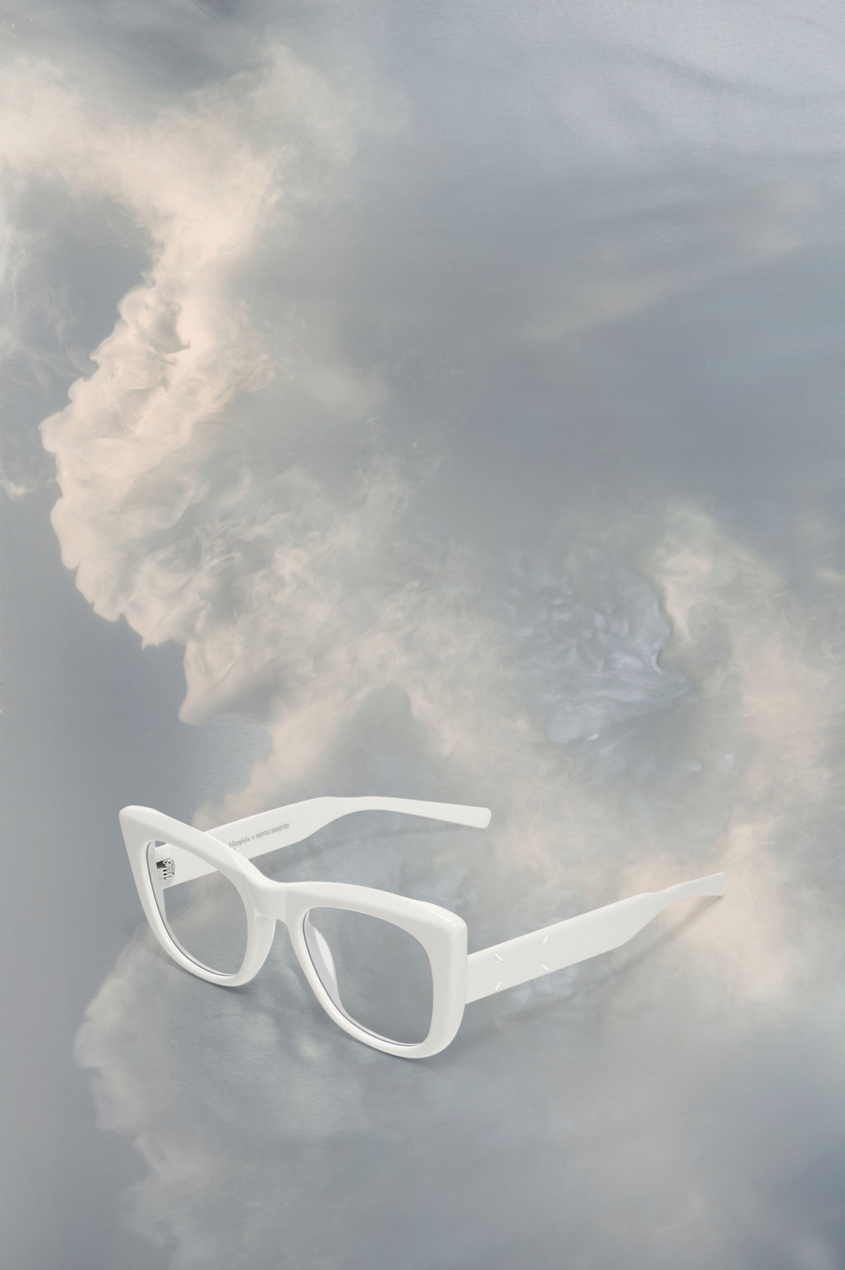 White MM X Gentle Monster MM008 | Maison Margiela Official
