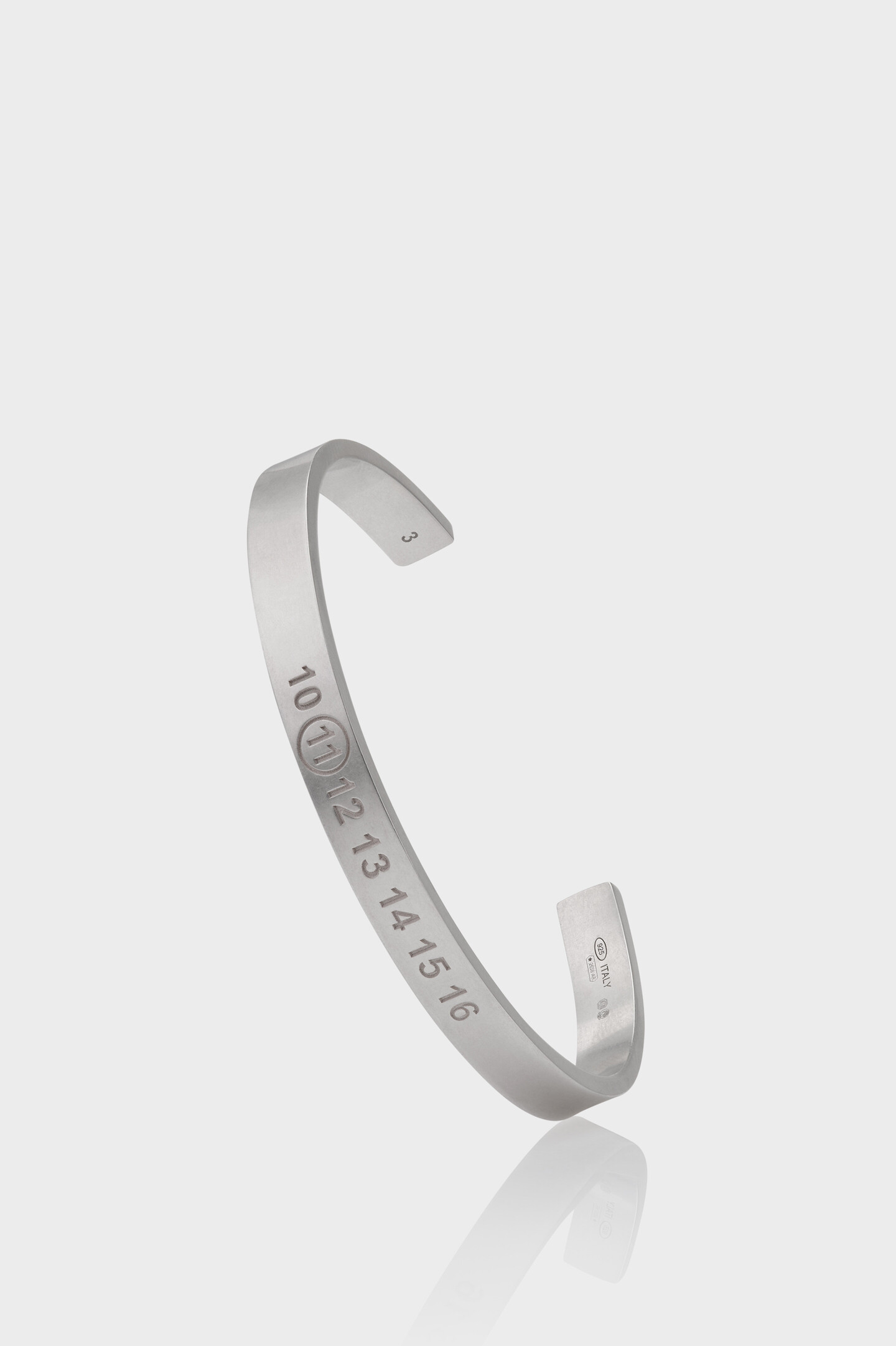ことらシルバー Number ブレスレット Maison Margiela NUMBER REFERENCE CUFF 6,5 mm