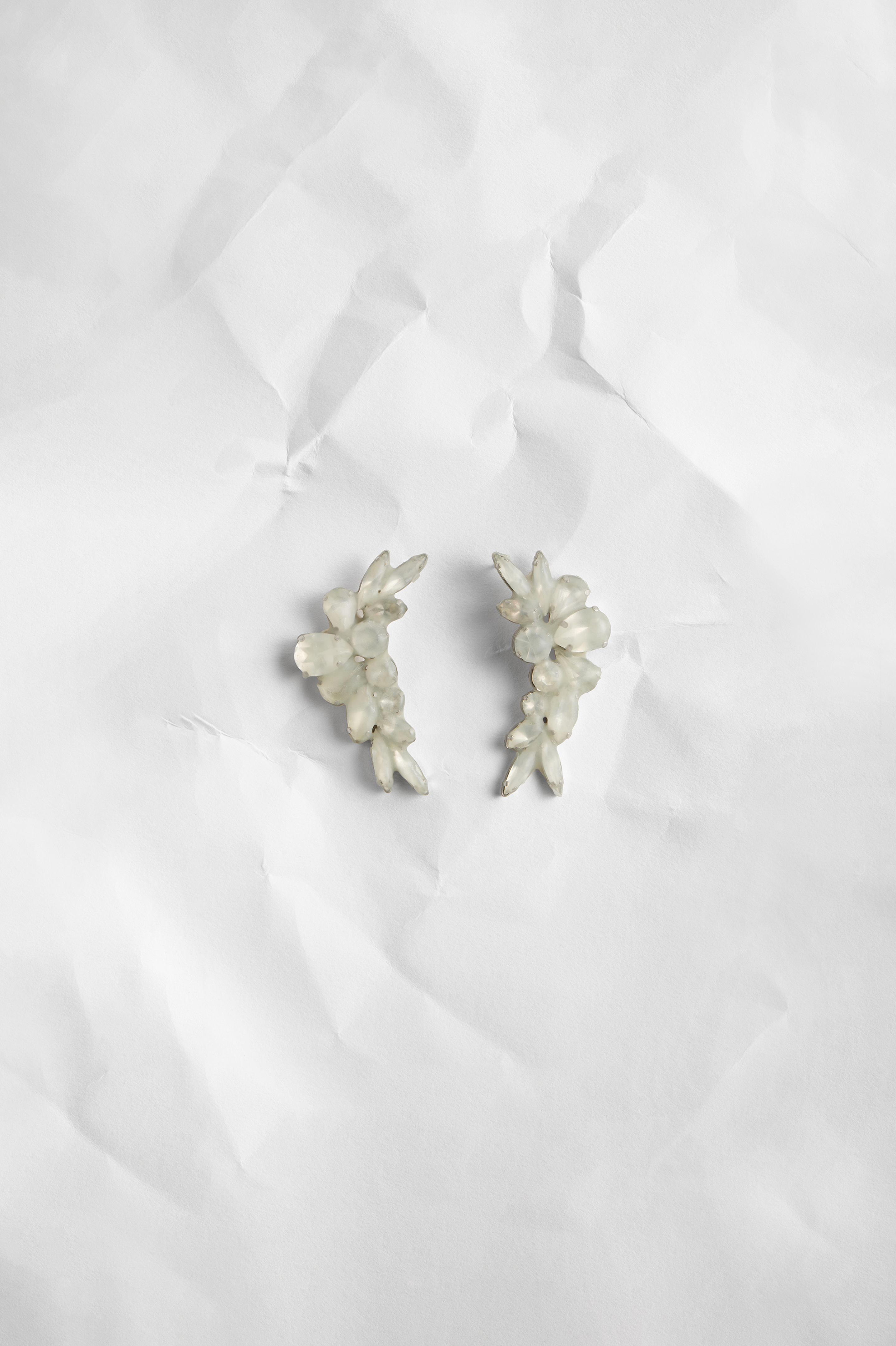 Antiqued Wax Strass Earrings