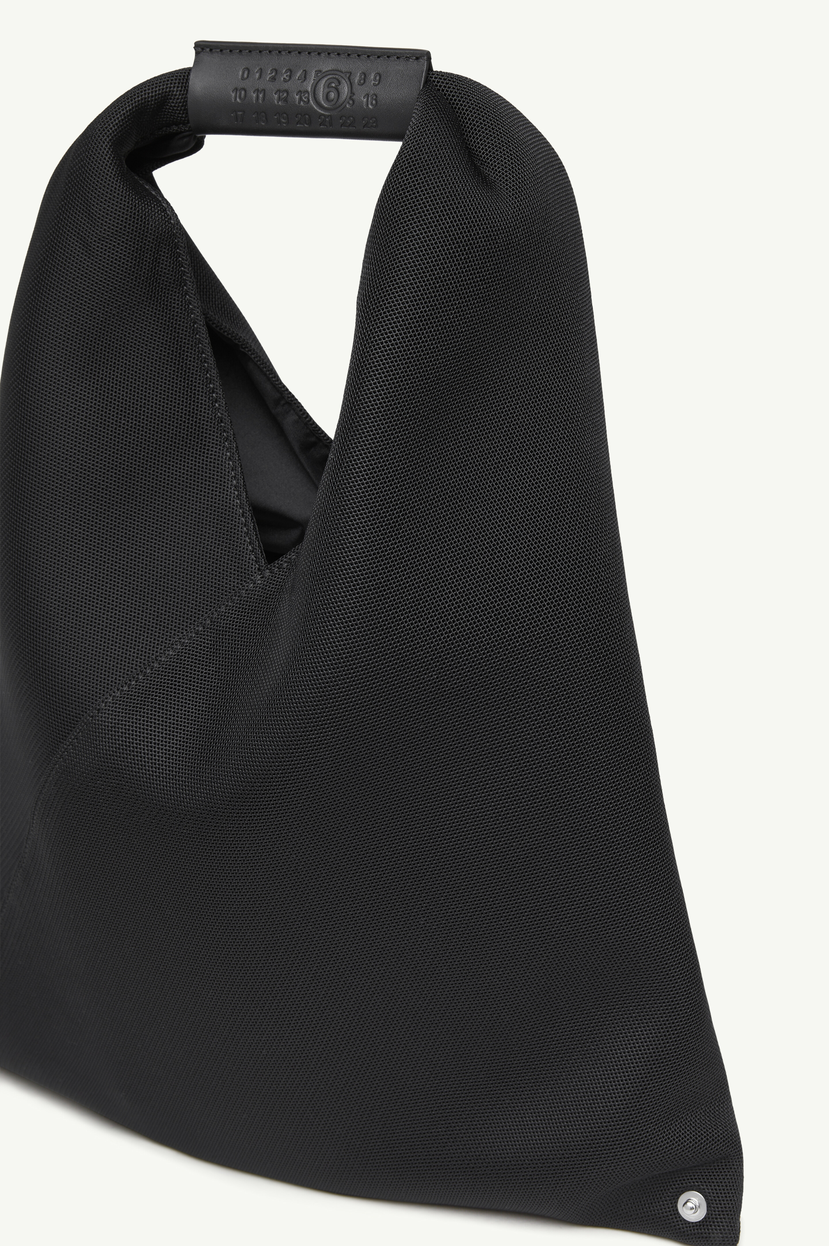 Black Japanese Bag Classic Small | MM6 Official