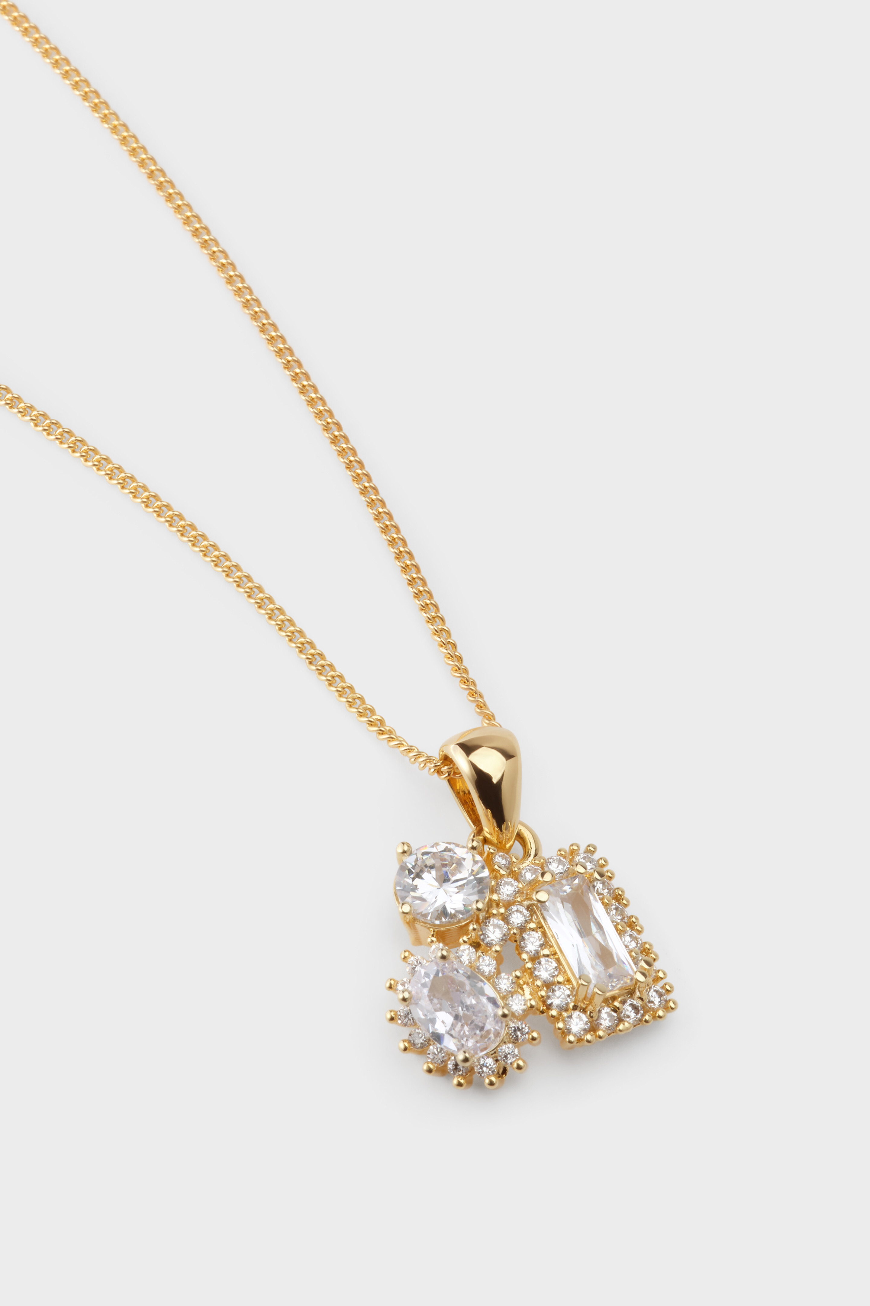 CLUSTER PENDANT NECKLACE