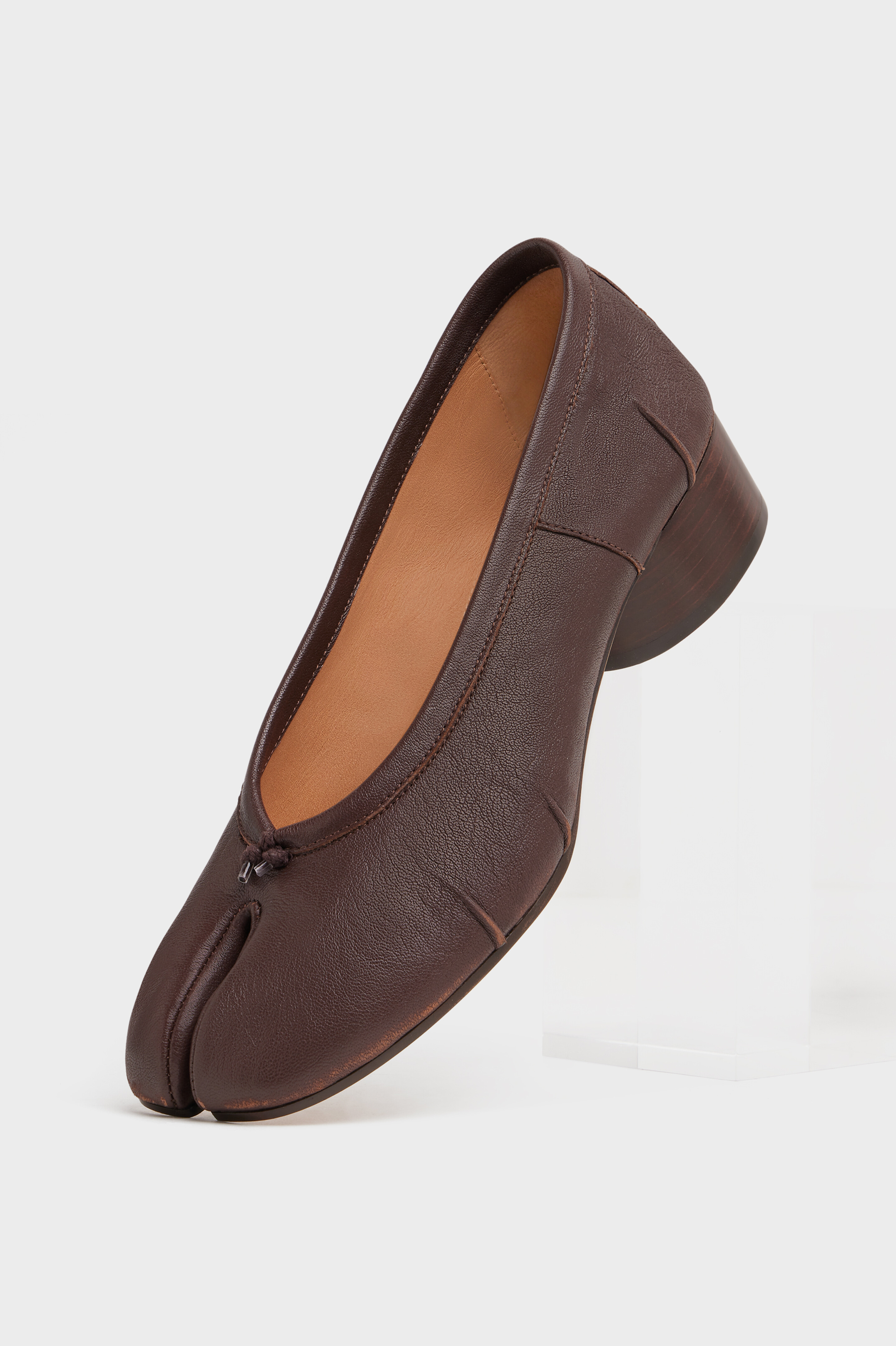 Maison Margiela TABI バレリーナ フラット 35 Maison Margiela Tabi フラットシューズ | ブラック | FARFETCH JP