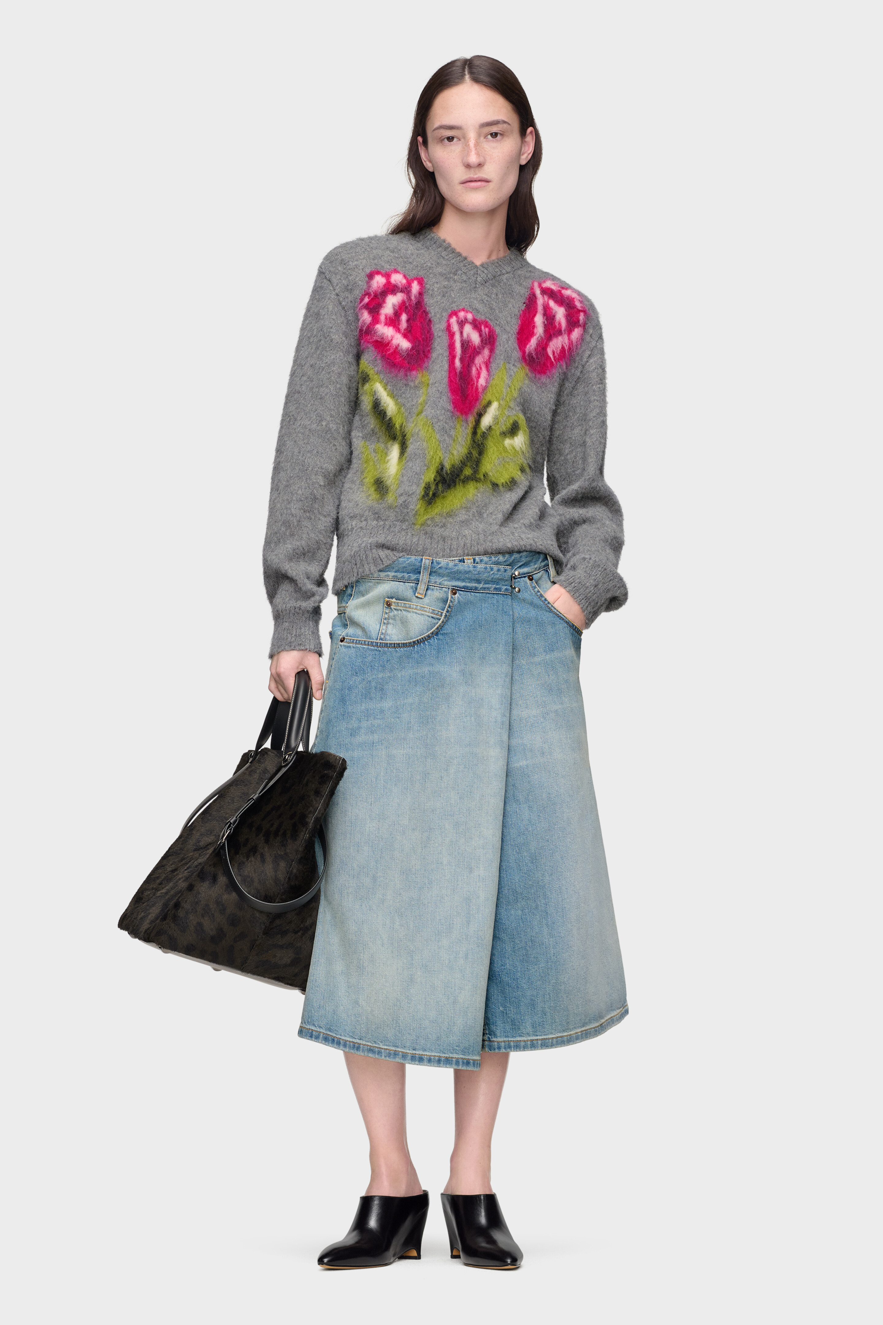 Grey Flower Wool Sweater | Maison Margiela Official