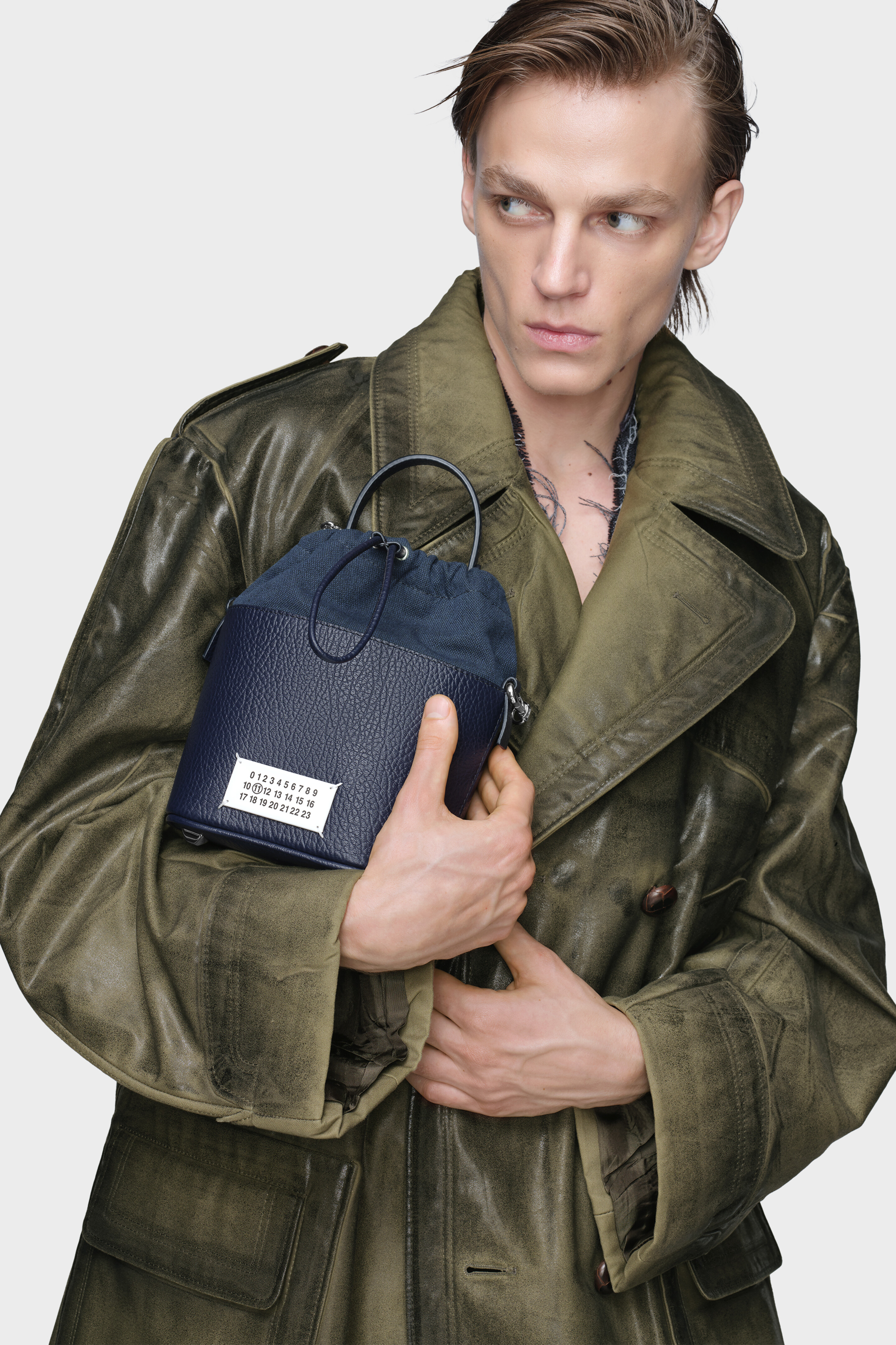 【なぁ】MaisonMargiela 5AC  メゾンマルジェラ 5Ac Bucket Small Almond Bucket Bag | Maison Margiela