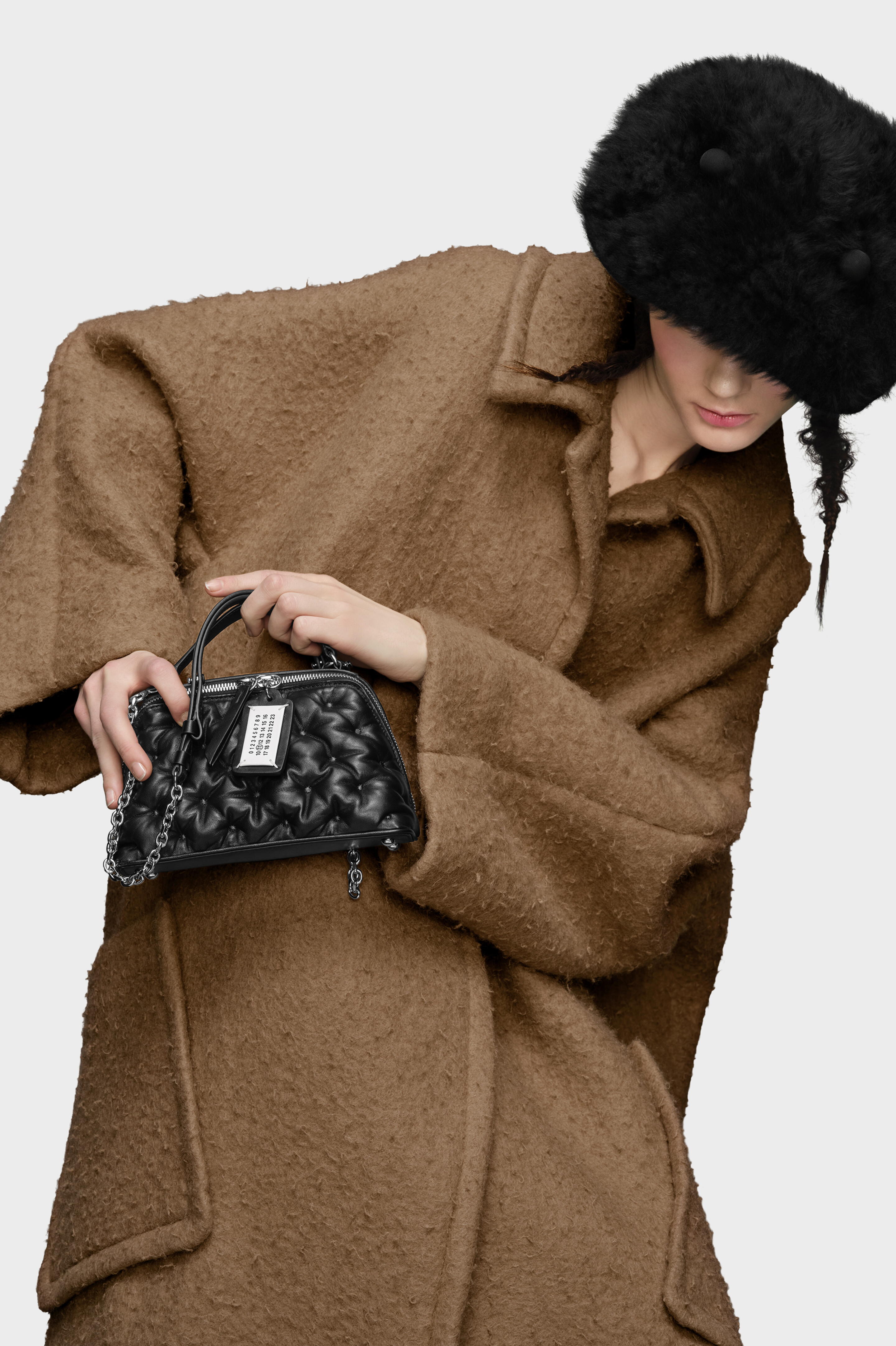 ■ Maison Margiela Glam Slam トラペゾイド バッグ ■ Glam Slam Trapezoid Bag | Maison Margiela