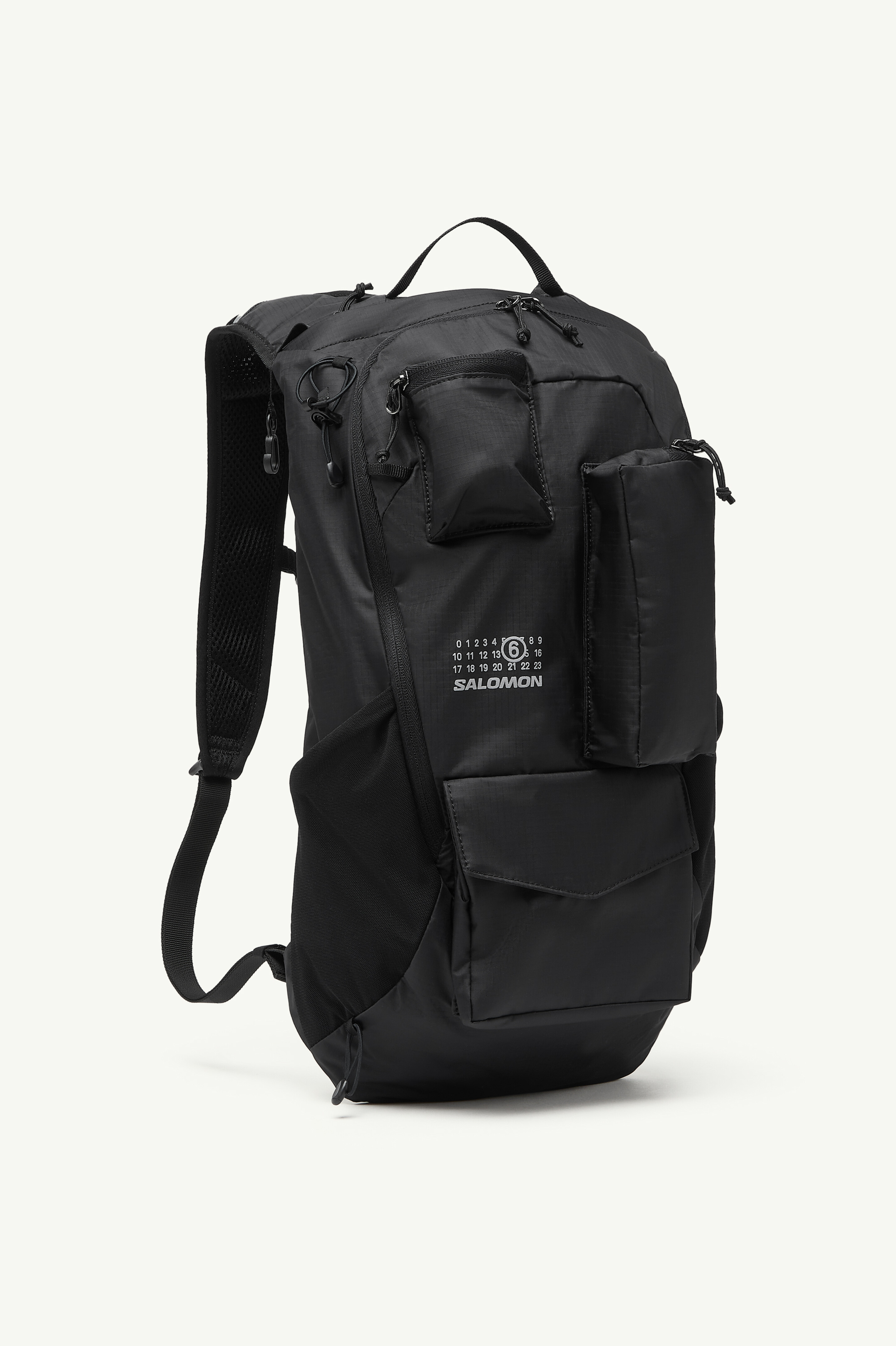 SALOMON X MM6 ブラック リュック・バックパック SALOMON X MM6 MAISON MARGIELA】Daypack 20 Black (Salomon