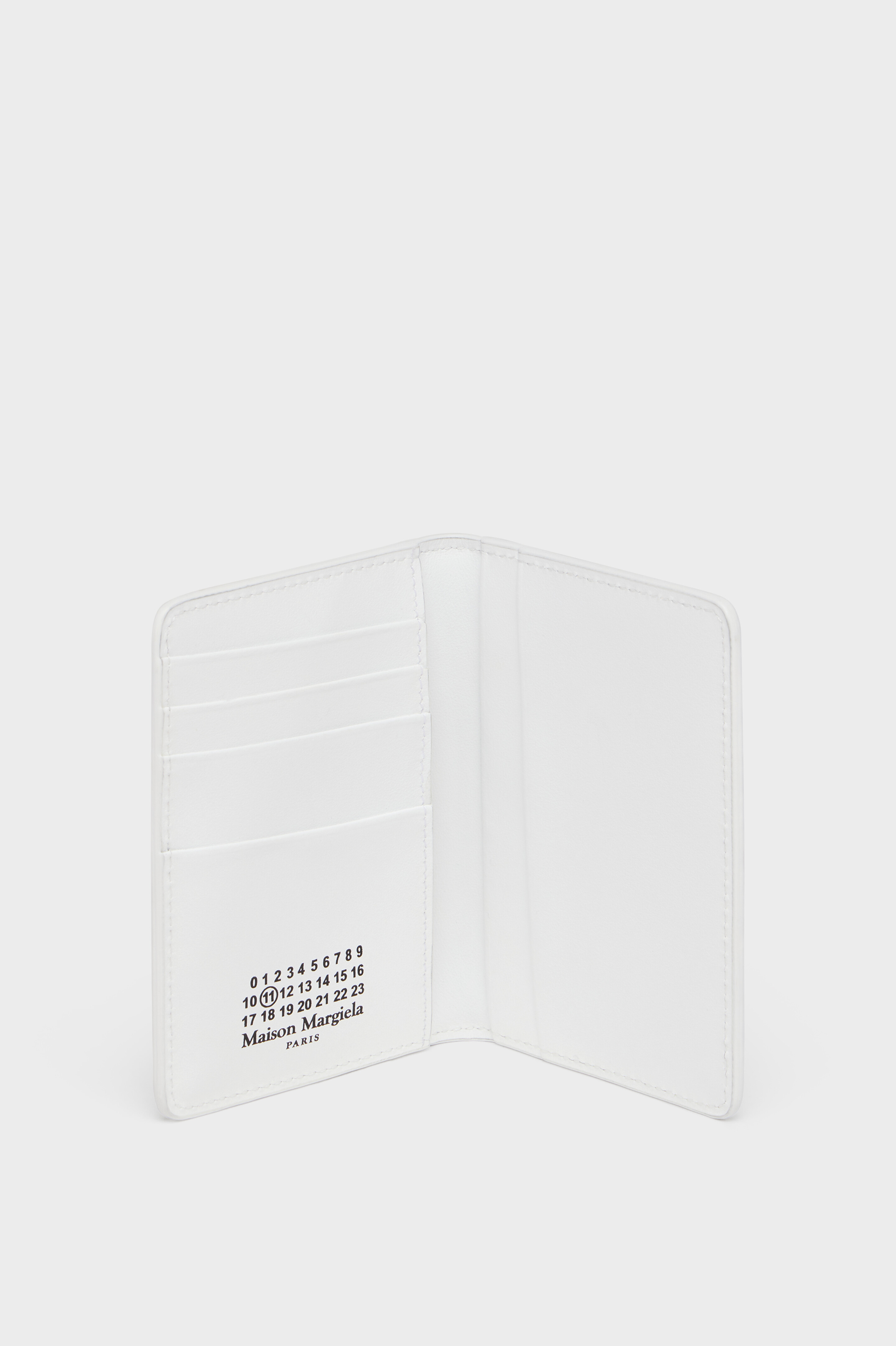 ス*送様 Maison margielaホワイト　マネークリップ White Slim Card Holder | Maison Margiela Official