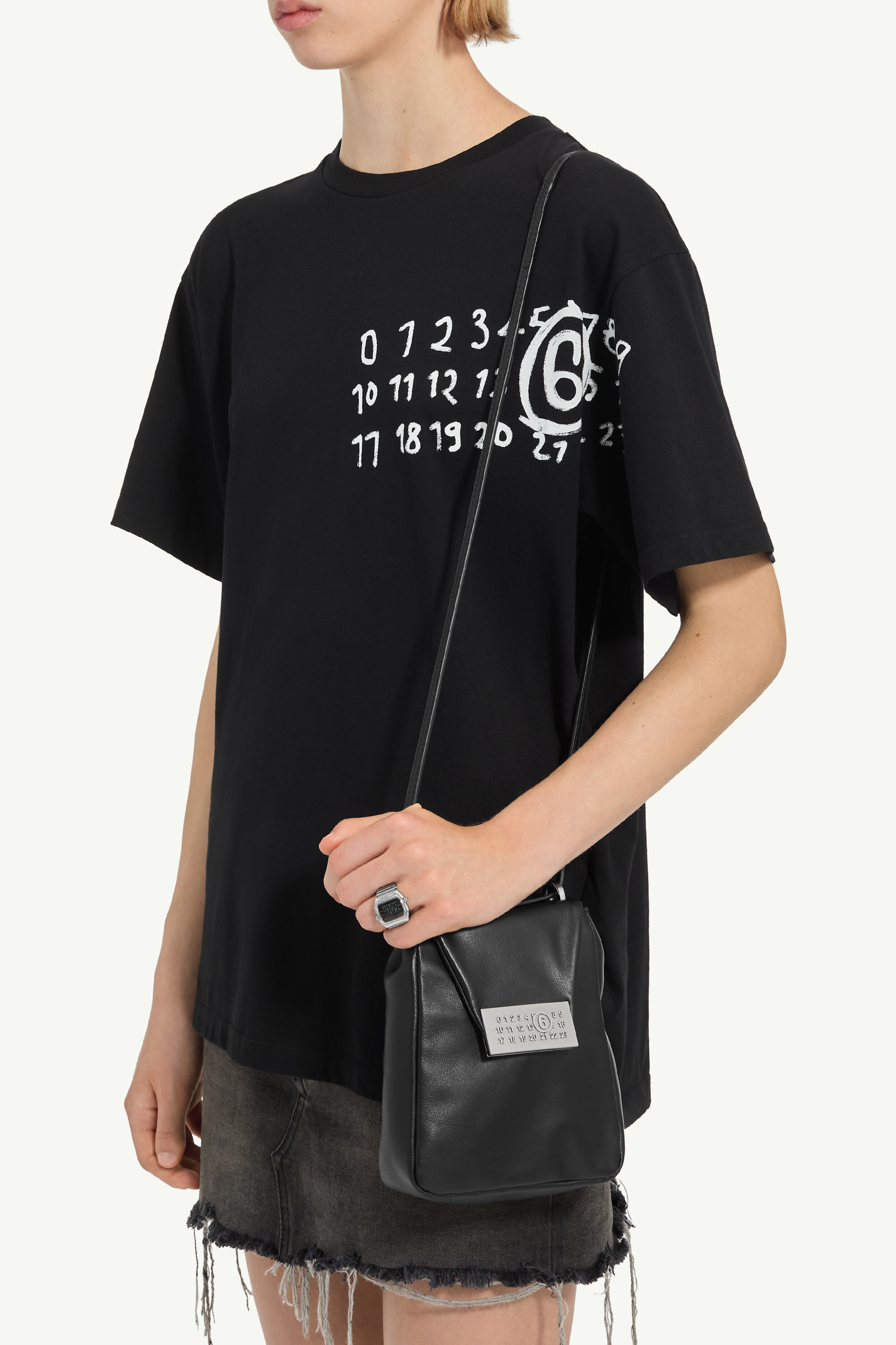 MM6 MaisonMargiela small メゾンマルジェラパック Black Leather Small Crossbody Bag | Maison Margiela