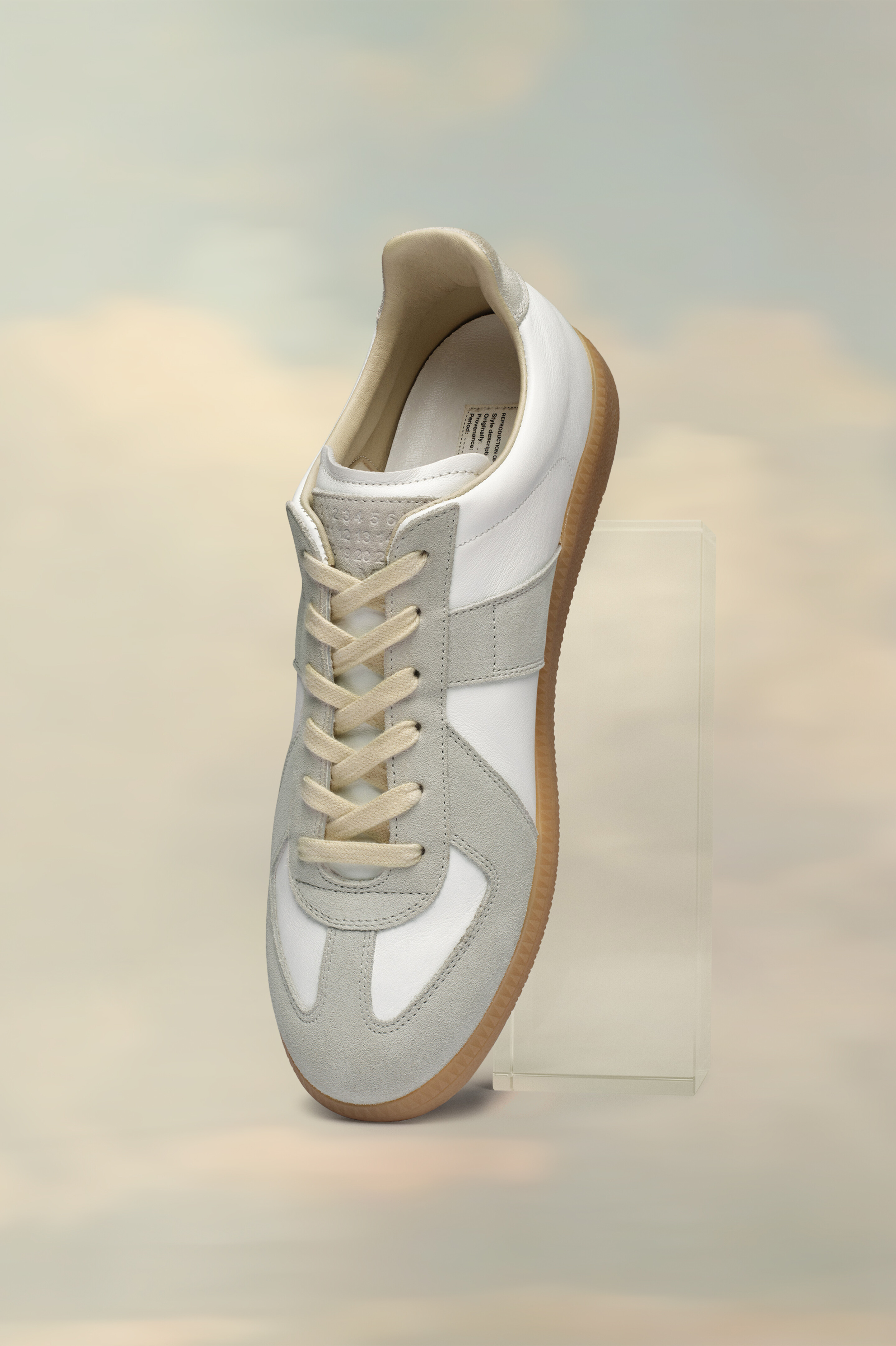 Maison Margiela メゾンマルジェラ エナメル レプリカスニーカー
