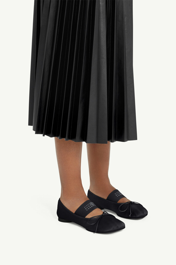 Black Anatomic Numeric Ballerinas | MM6 Official