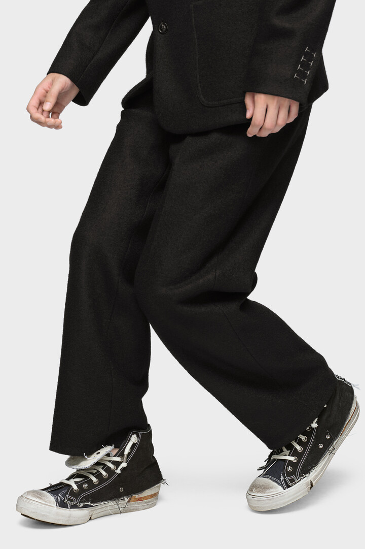 LOVE TO DEATH SNEAKERS