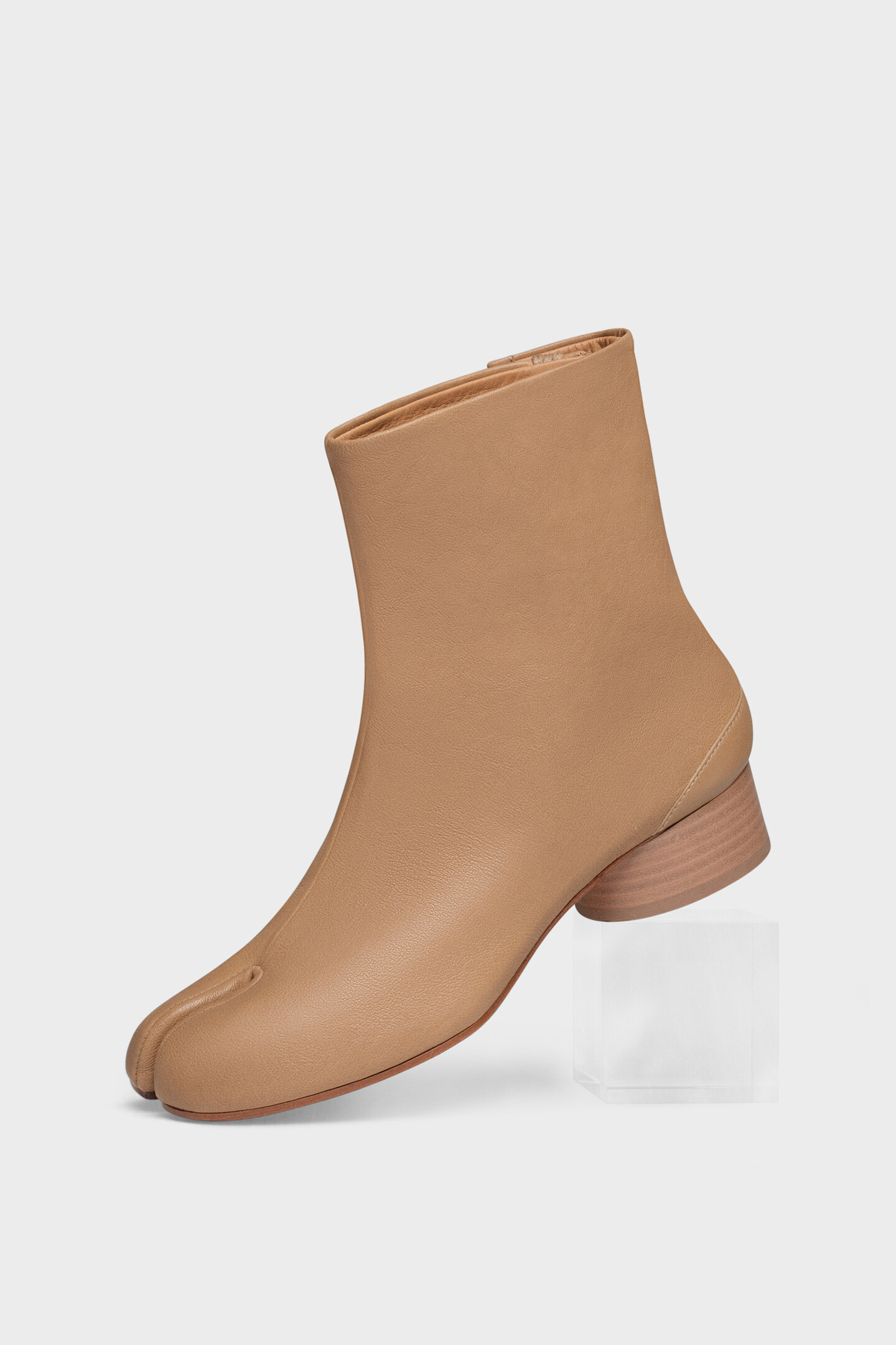 【Maison Margiela】Tabi Low Heel Booties Women's Brown Leather Low-Heeled Tabi Chelsea Boots