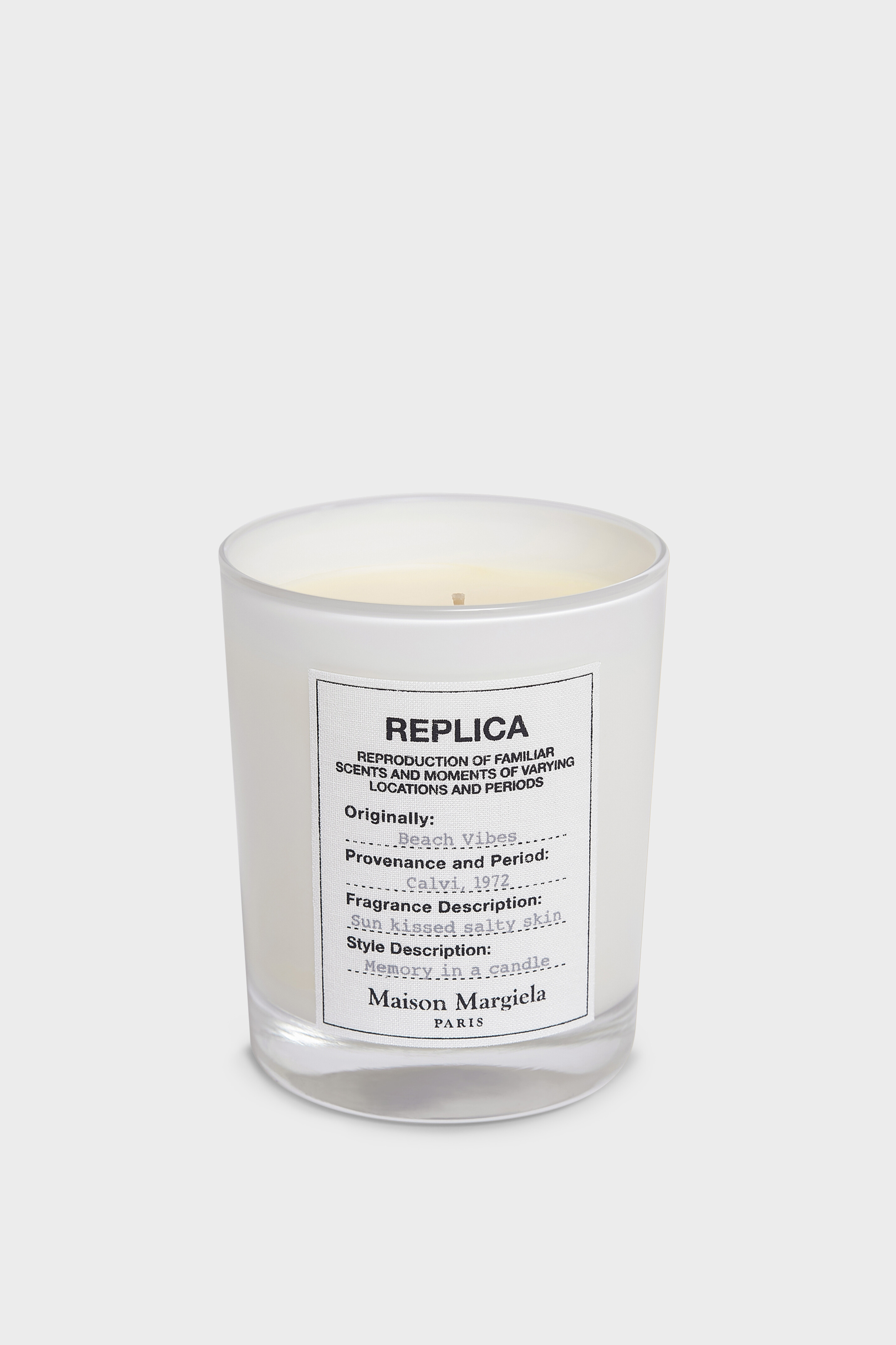 Replica Beach Vibes candle