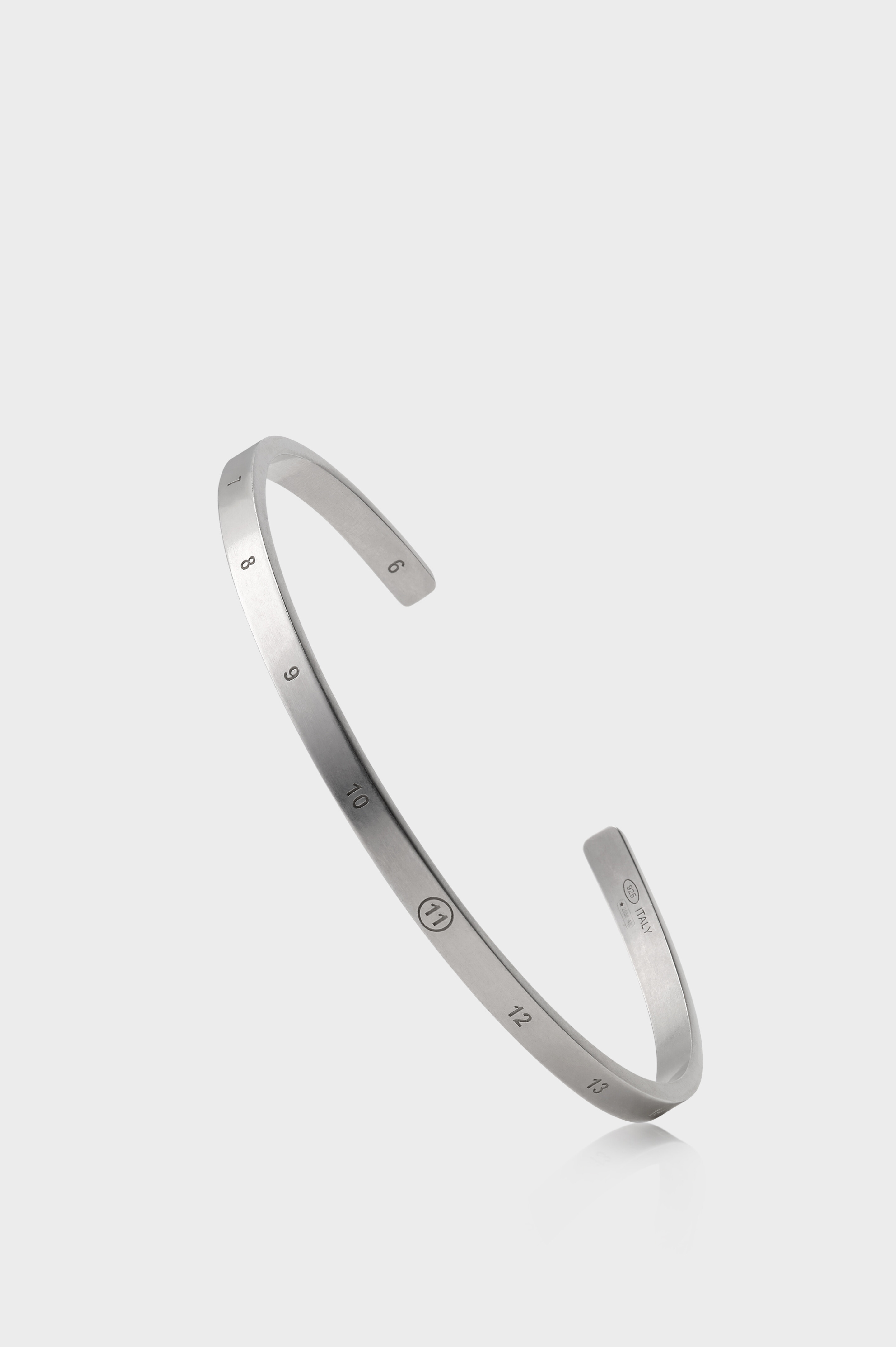 Numeric Cuff 4mm