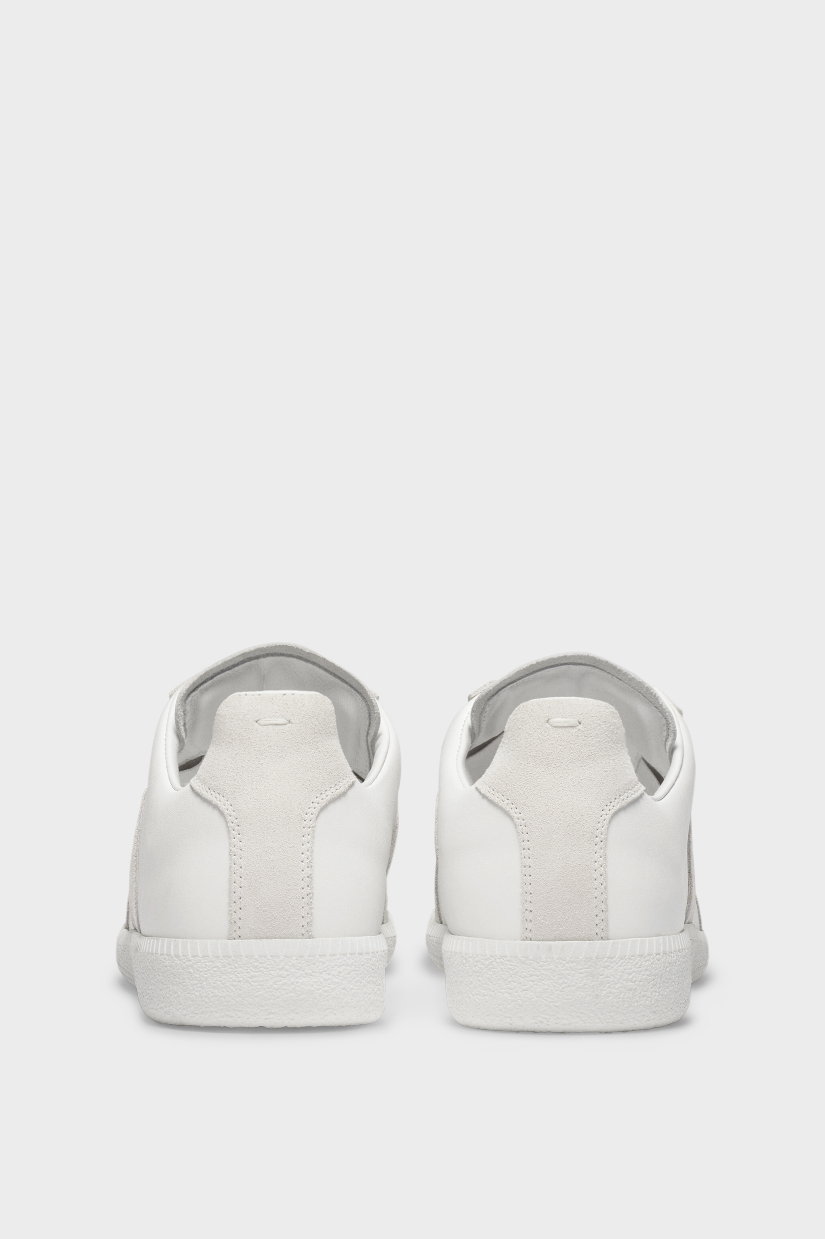 Replica sneaker