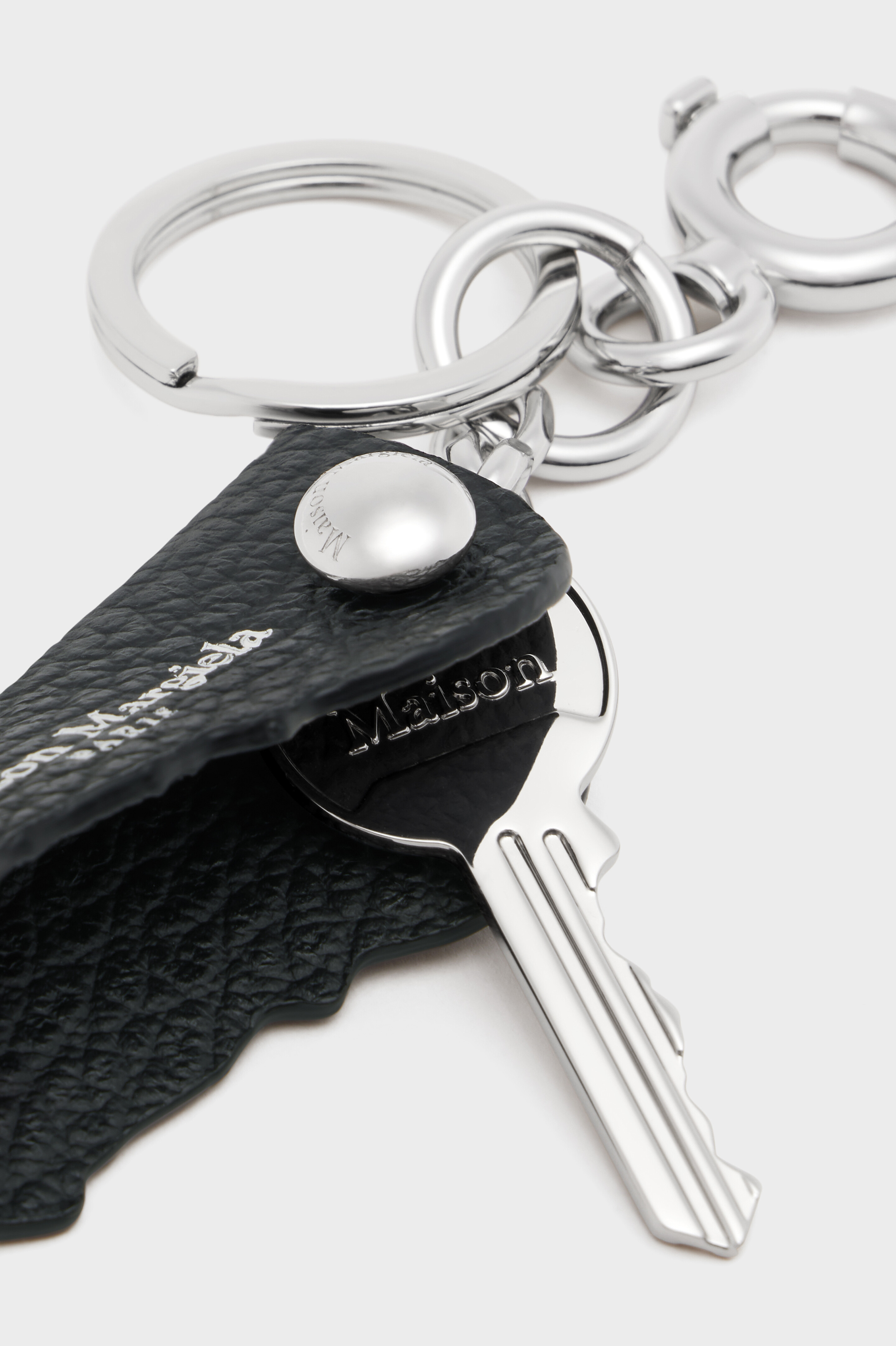 Black Leather Logo Leather Keyring | Maison Margiela