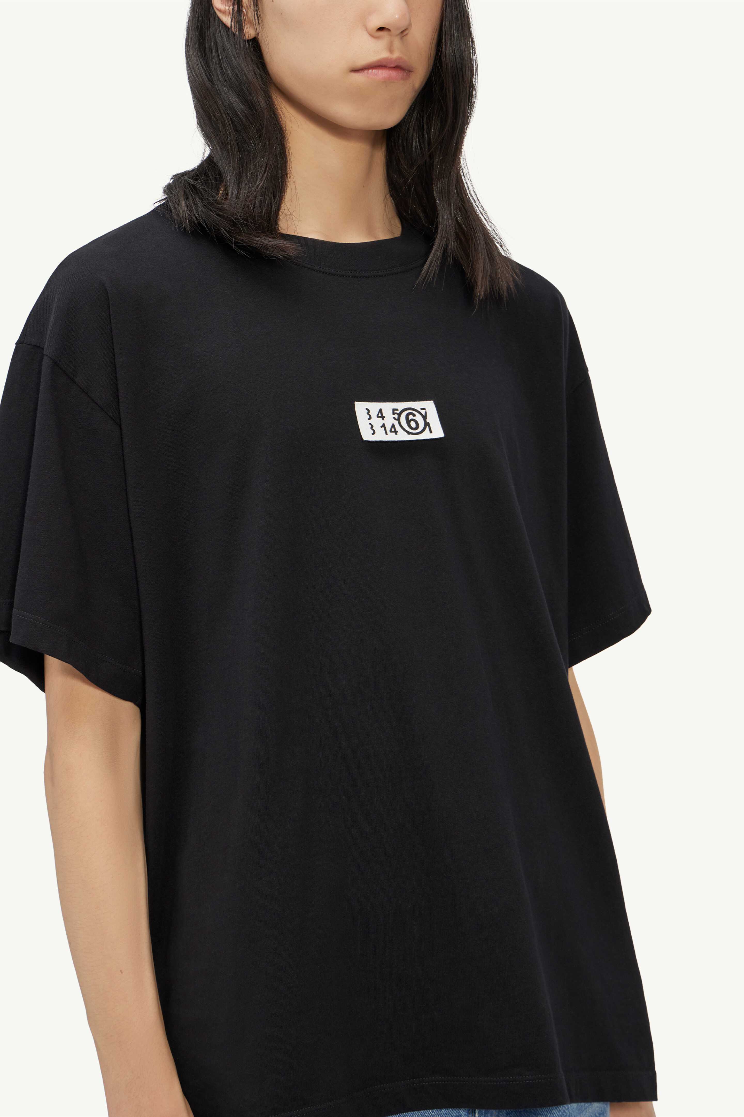 MM6 Maison Margiela エムエム６マルジェラ Zoom logo Tシャツ Zoom Logo Oversized T-Shirt For Men | MM6 - Maison Margiela