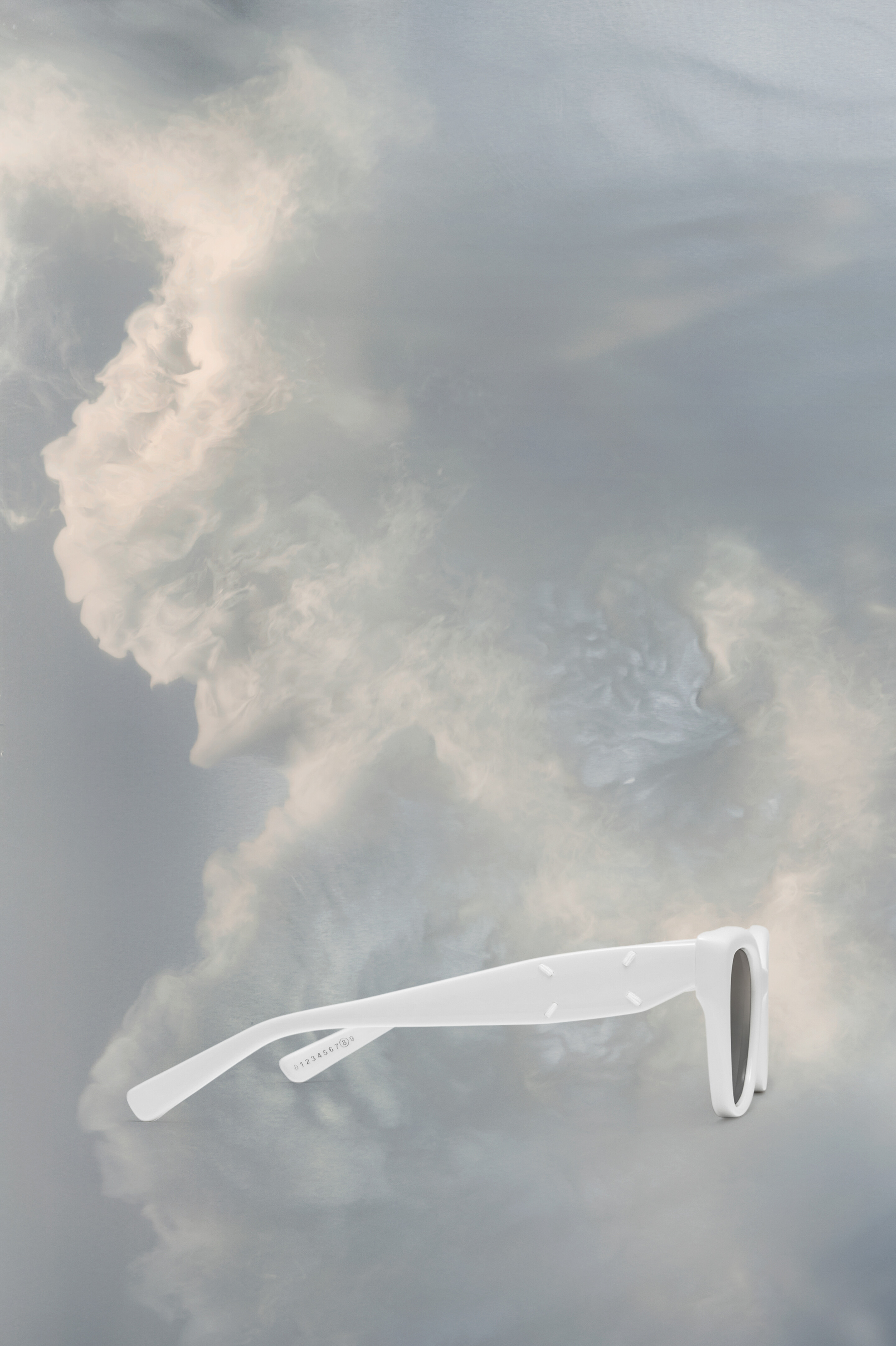 GentleMonster × MaisonMargiela 109 サングラス HLW13OQV1M6I_FRONT.jpg