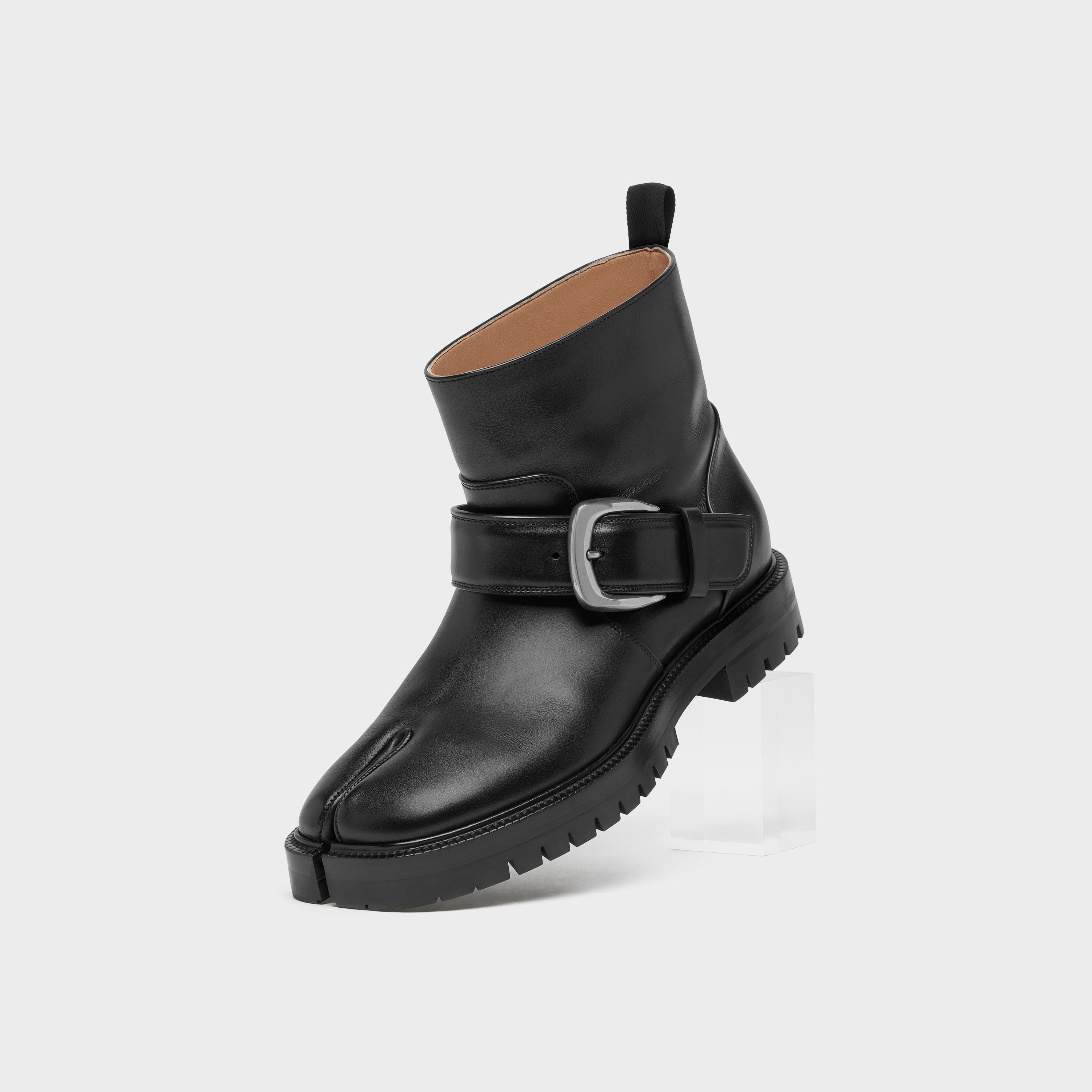 TABI COUNTY BUCKLE ANKLE BOOTS