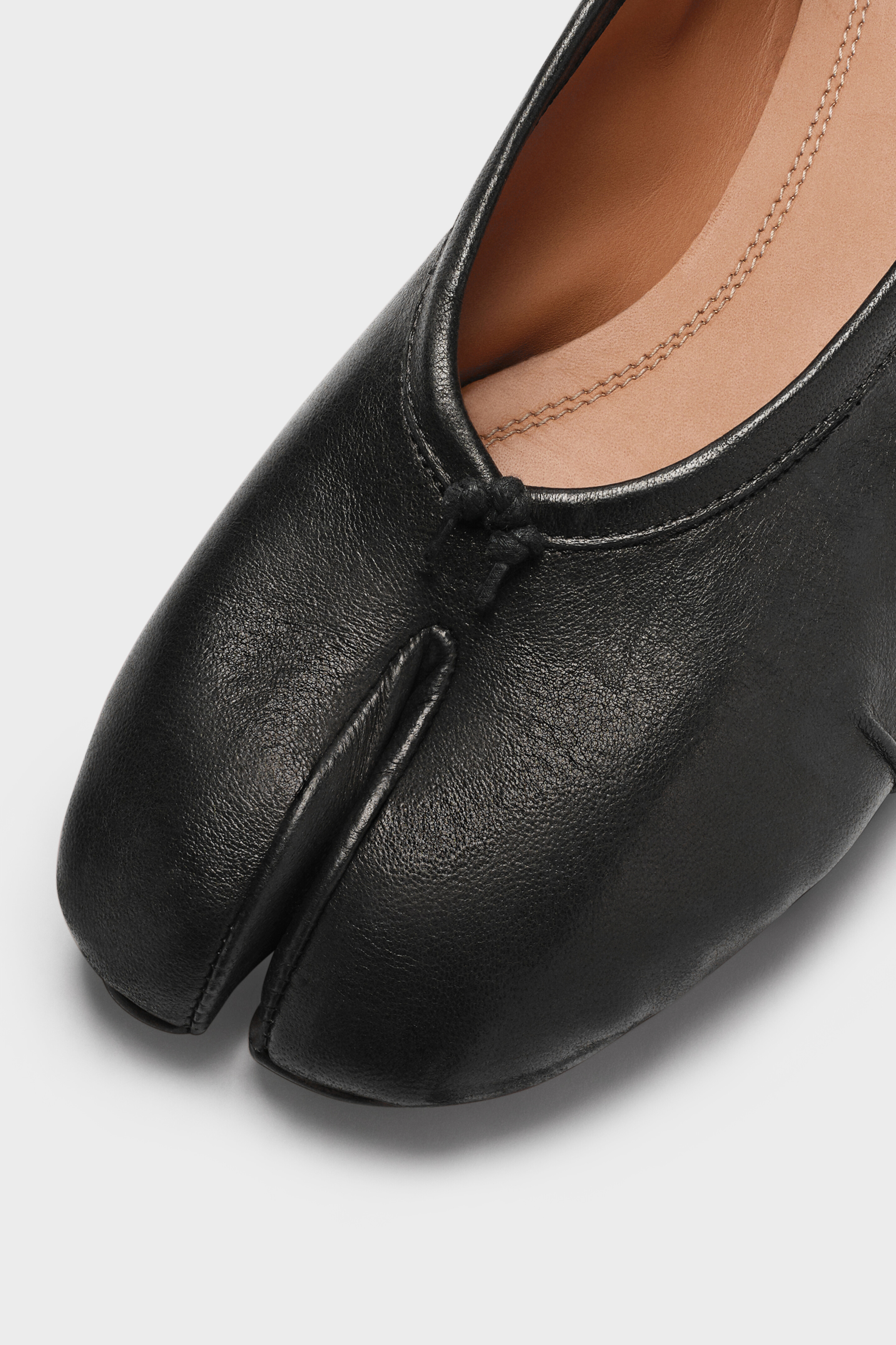 靴 Maison Margiela/ tabi ballet shoes Black Nappa Leather Tabi Ballerina Flats | Maison Margiela
