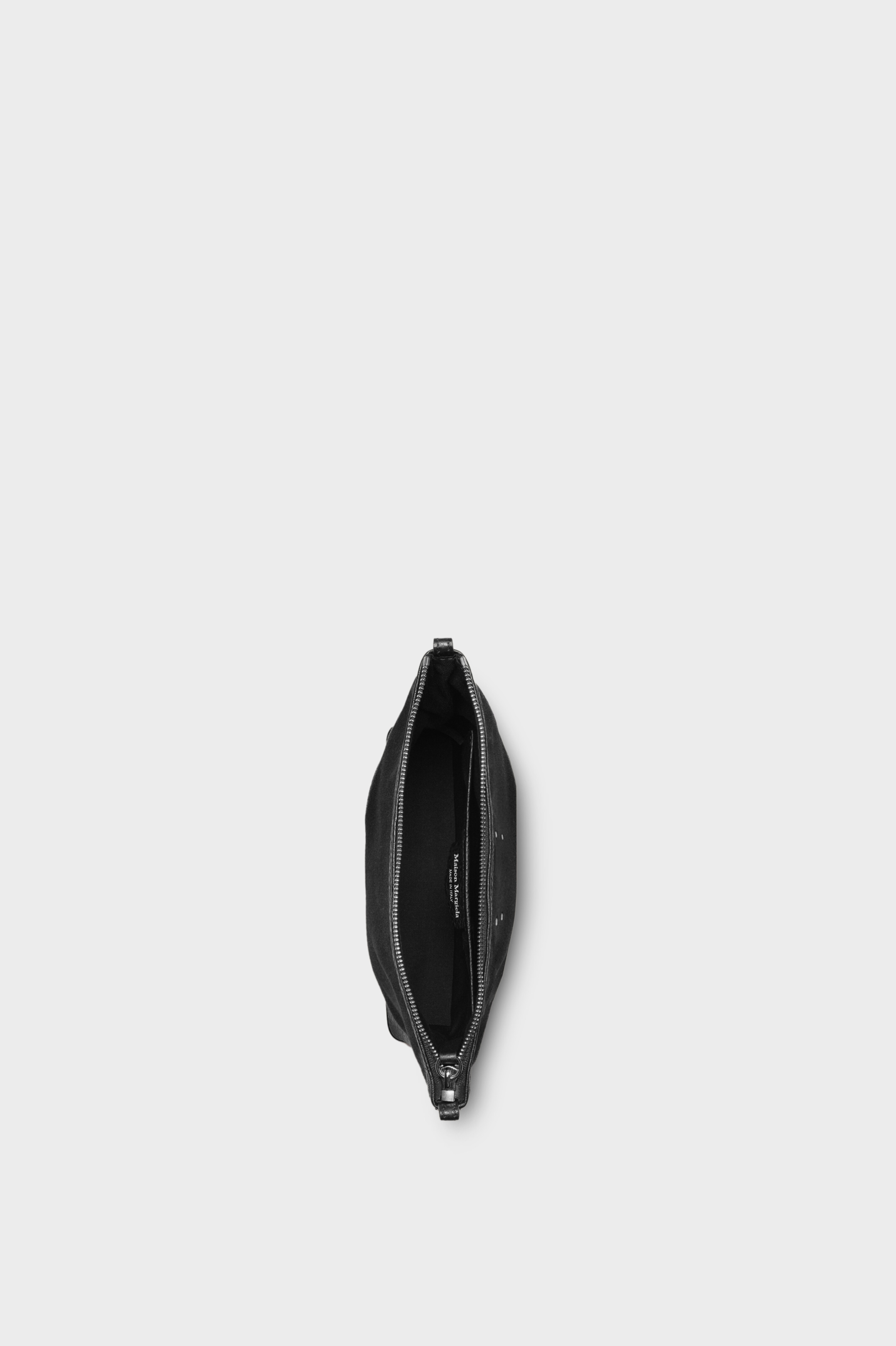 메종마르지엘라 카프 레더 스몰 호보 숄더백 SB1WG0042P4348 T8013
