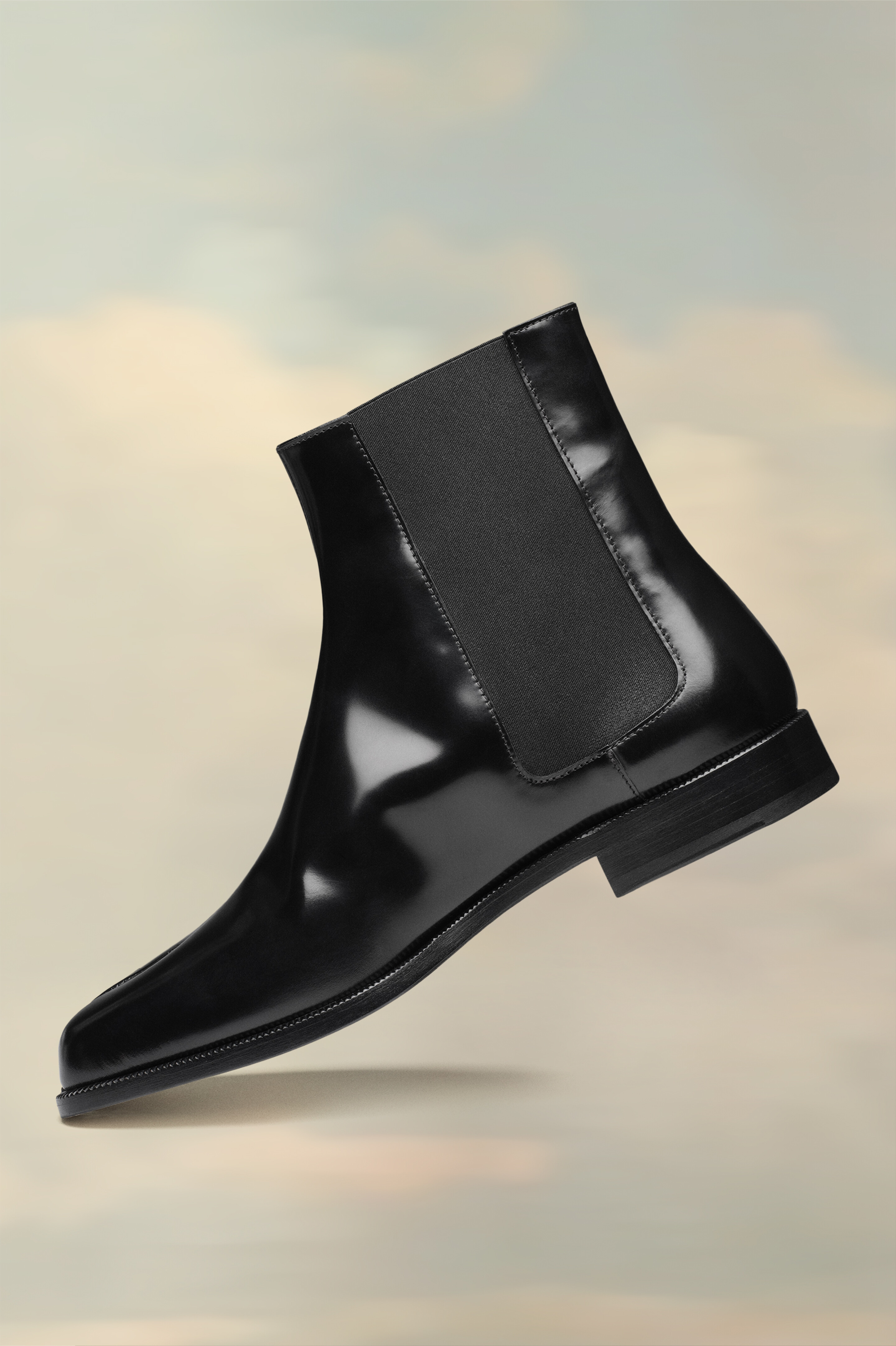 Tabi Chelsea Boots Black with Split Toe | Maison Margiela