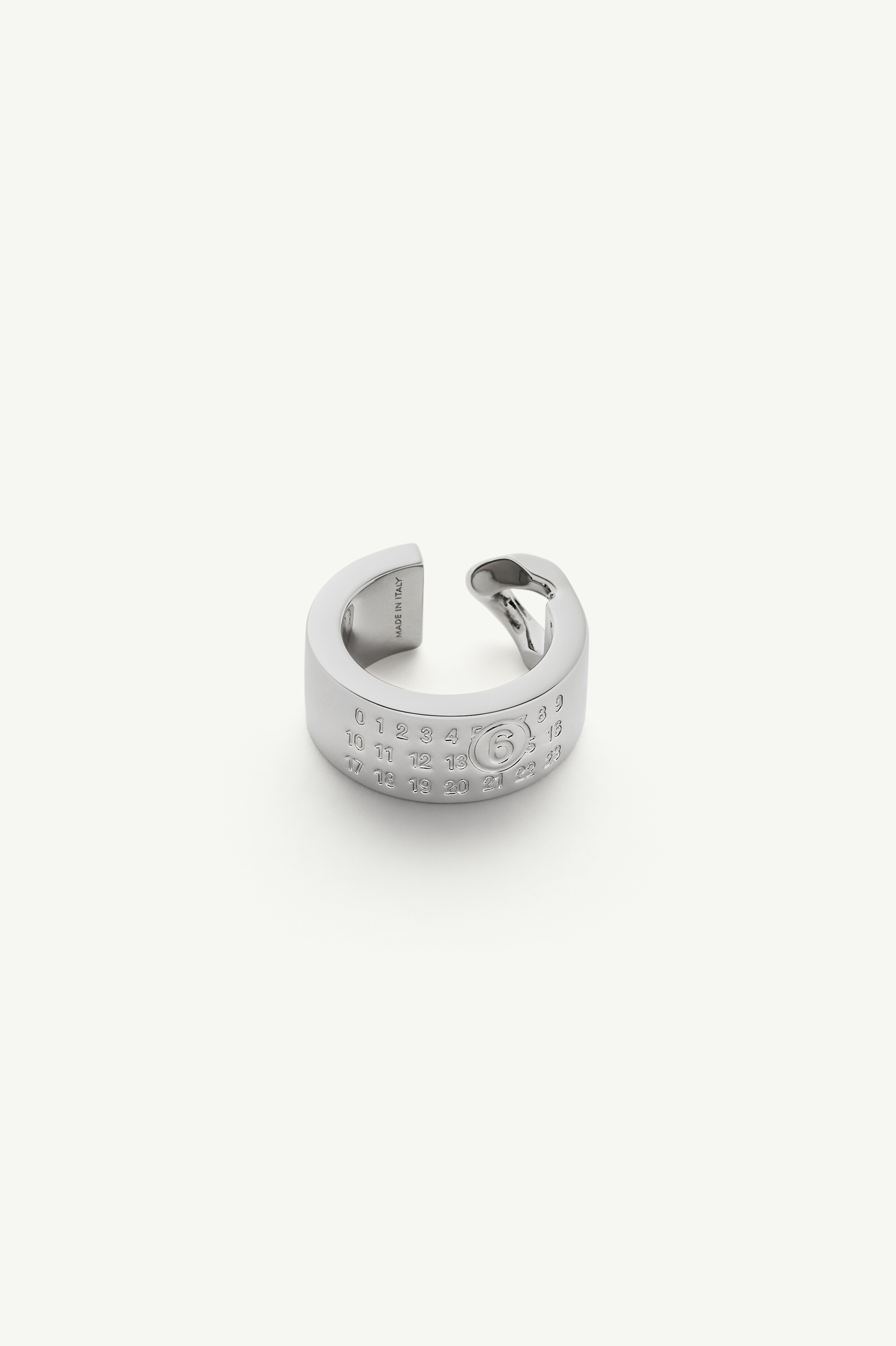 Minimal Numeric Cuff ring