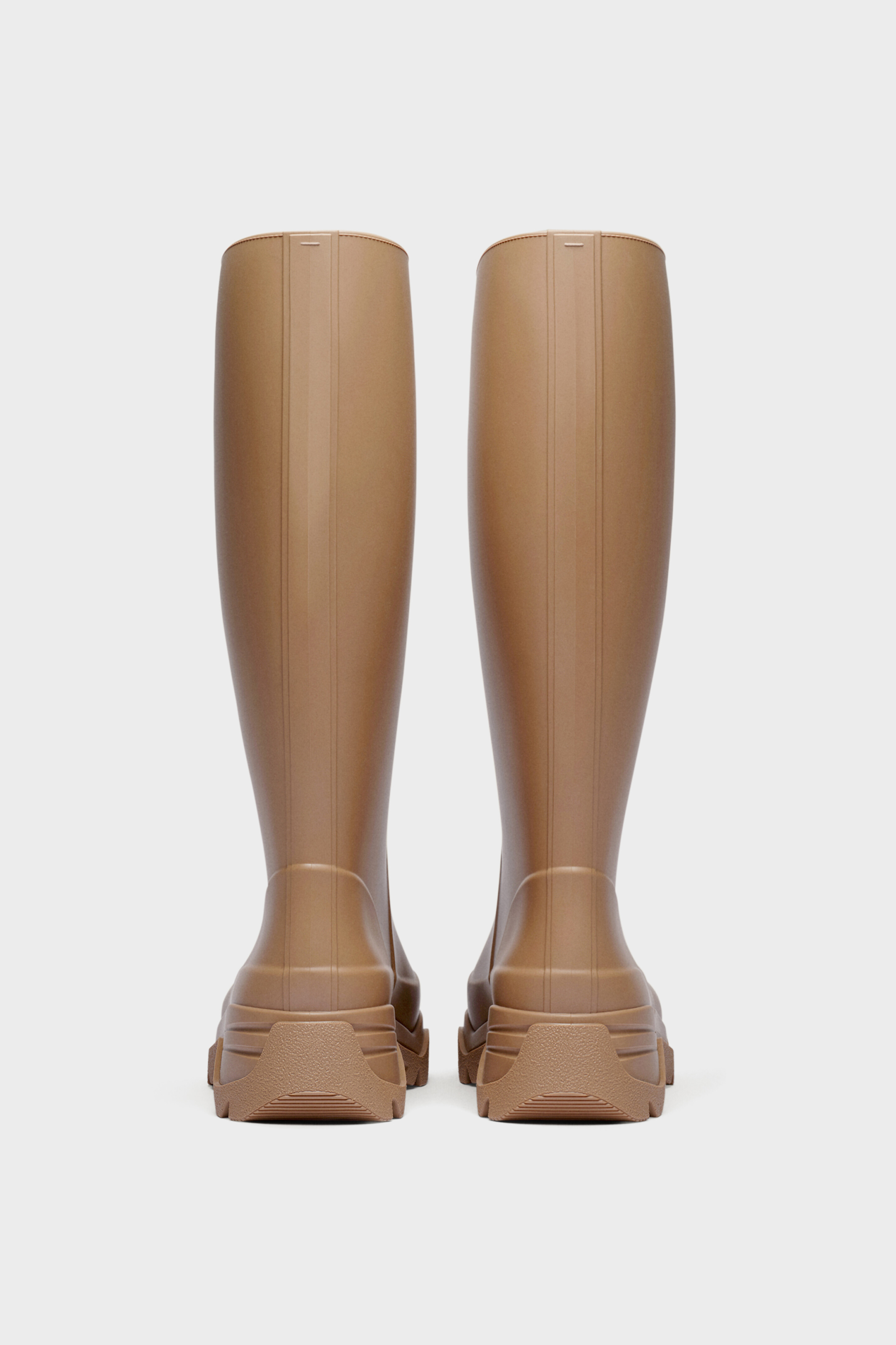 新品 Maison Margiela TABI RAIN BOOT ベージュ Men's Tabi Rubber Boots | Maison Margiela