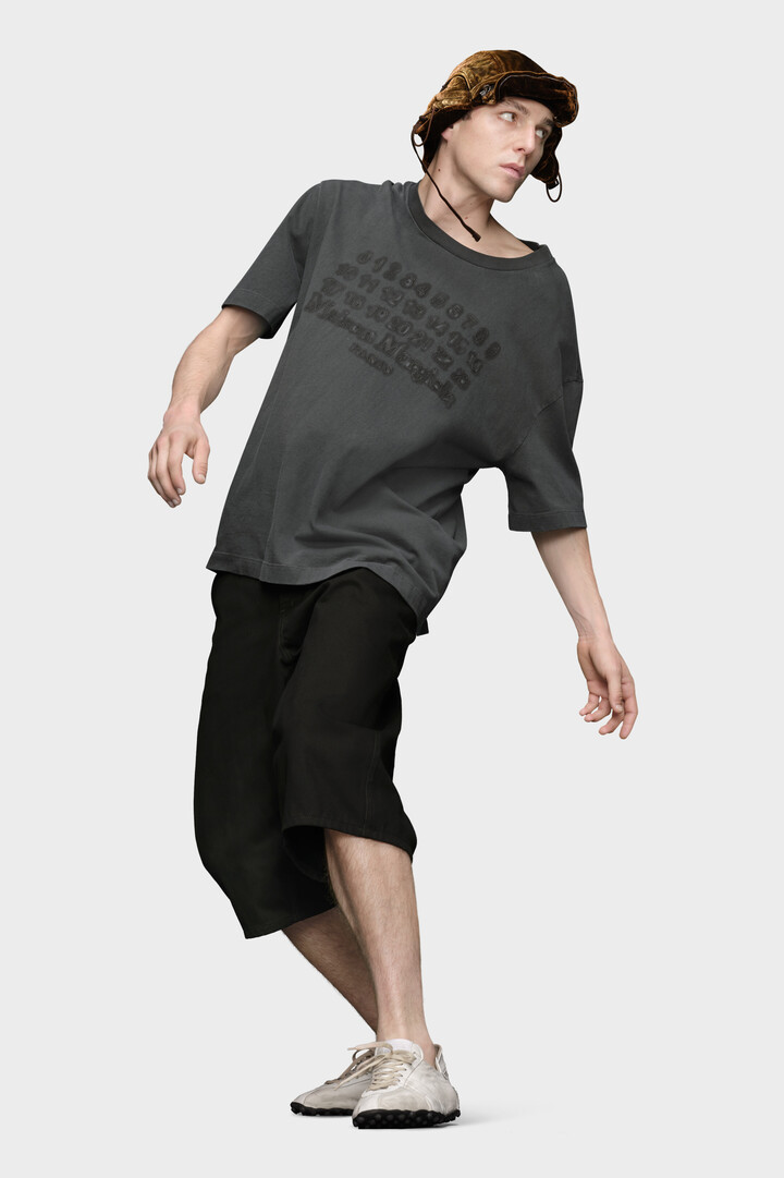 Embroidered logo T-shirt Black | Maison Margiela Official