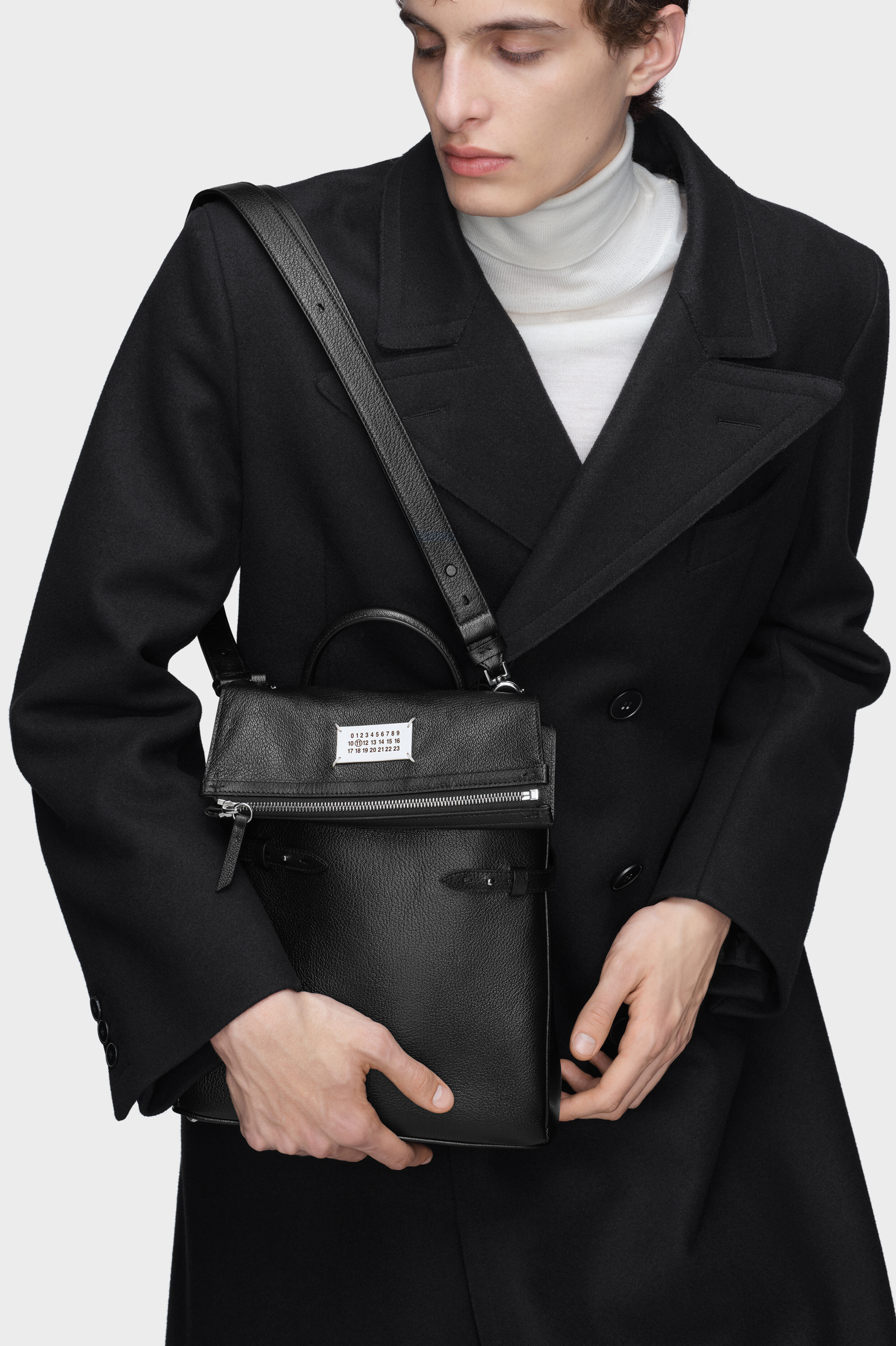 Maison Margiela 5acバッグ　メンズ 初マルジェラで最高のバッグを買いました。【5AC ミニバッグ