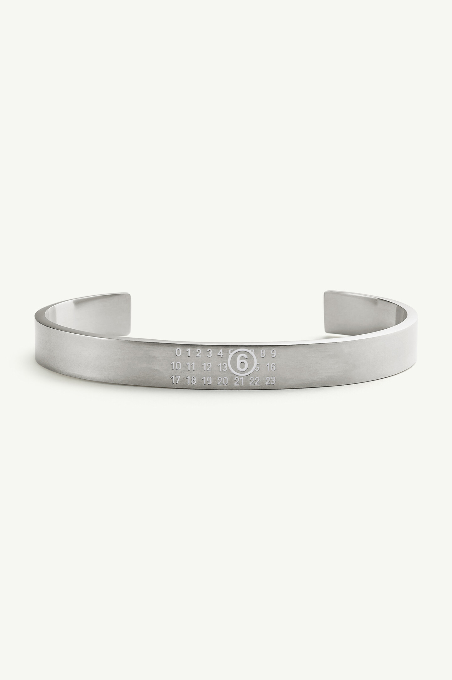 【新品未使用】MM6 メゾンマルジェラ　ニューメリック ブレスレットカフ Minimal Logo 8mm cuff
