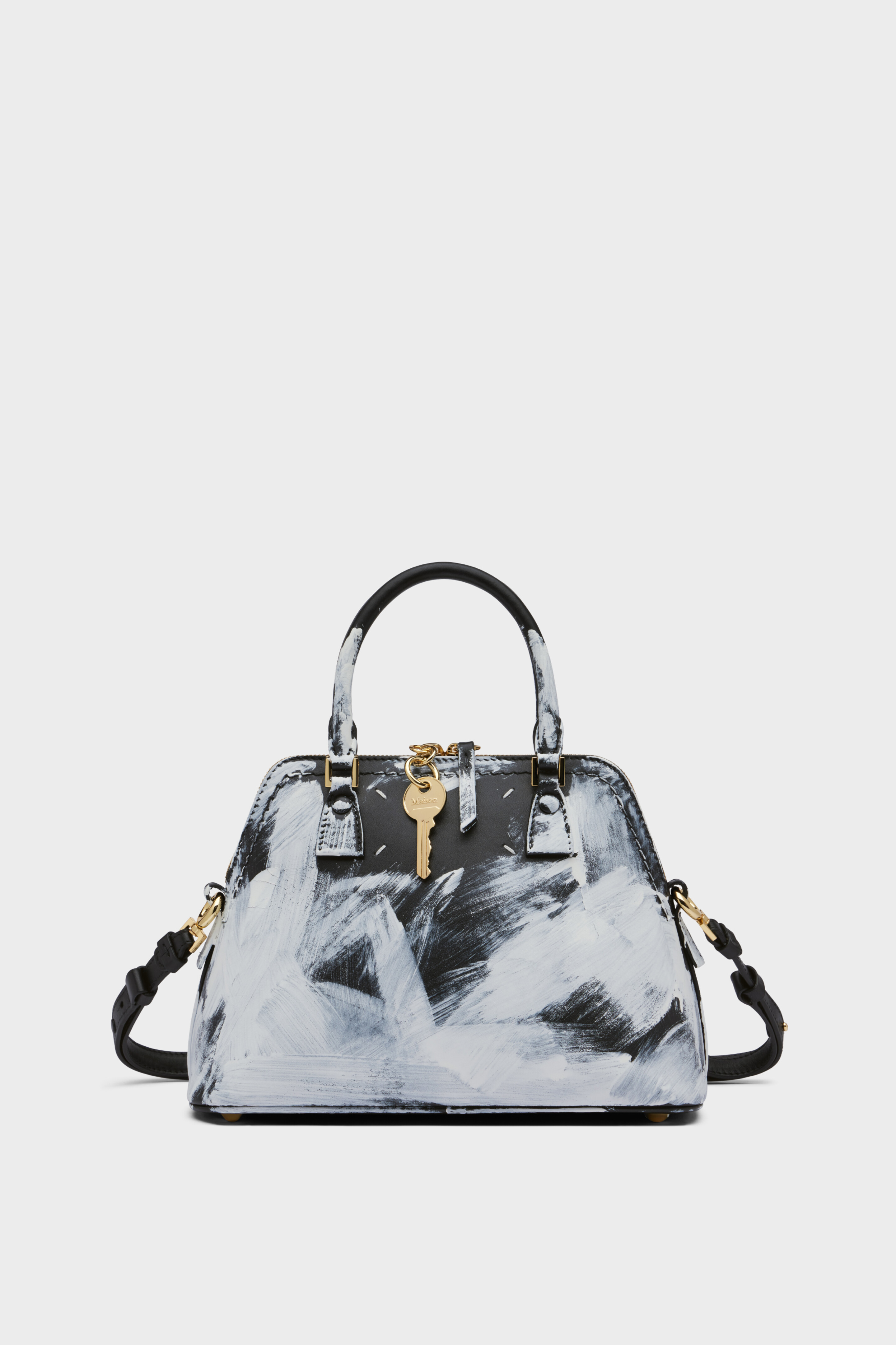 マルジェラ 5acmini bag 楽天市場】[P10倍]Maison Margiela : 5AC MINI / 全2色 : S56WG0082