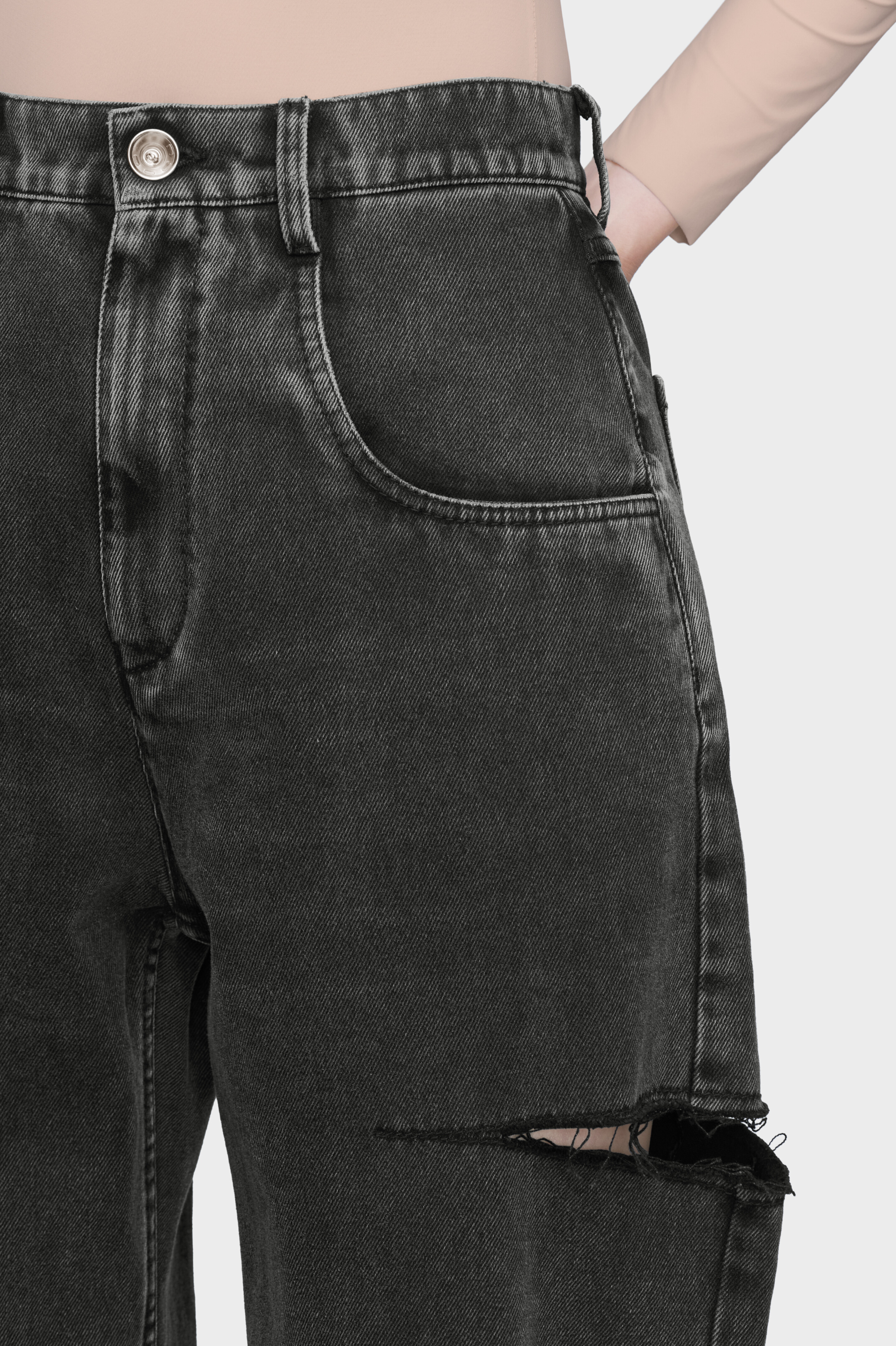 Black High-wasited Cut-Out Jeans | Maison Margiela